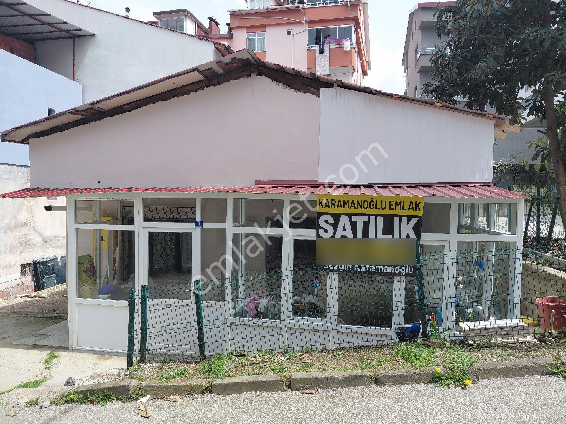 Karamanoğlu Emlak'tan 3 Katlı Bina