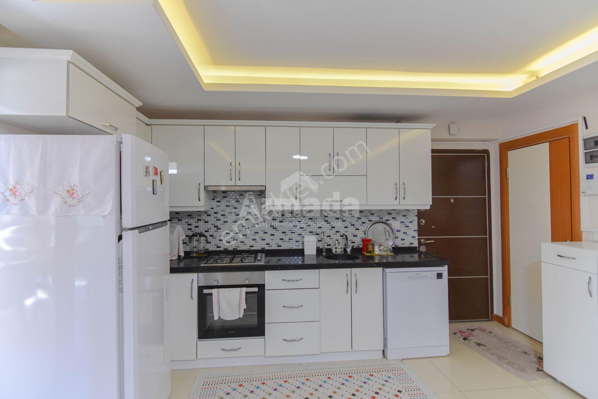 Davutlarda Denize 300 Metre 5+1 Tek Müstakil Tripleks Villa - Görsel 12