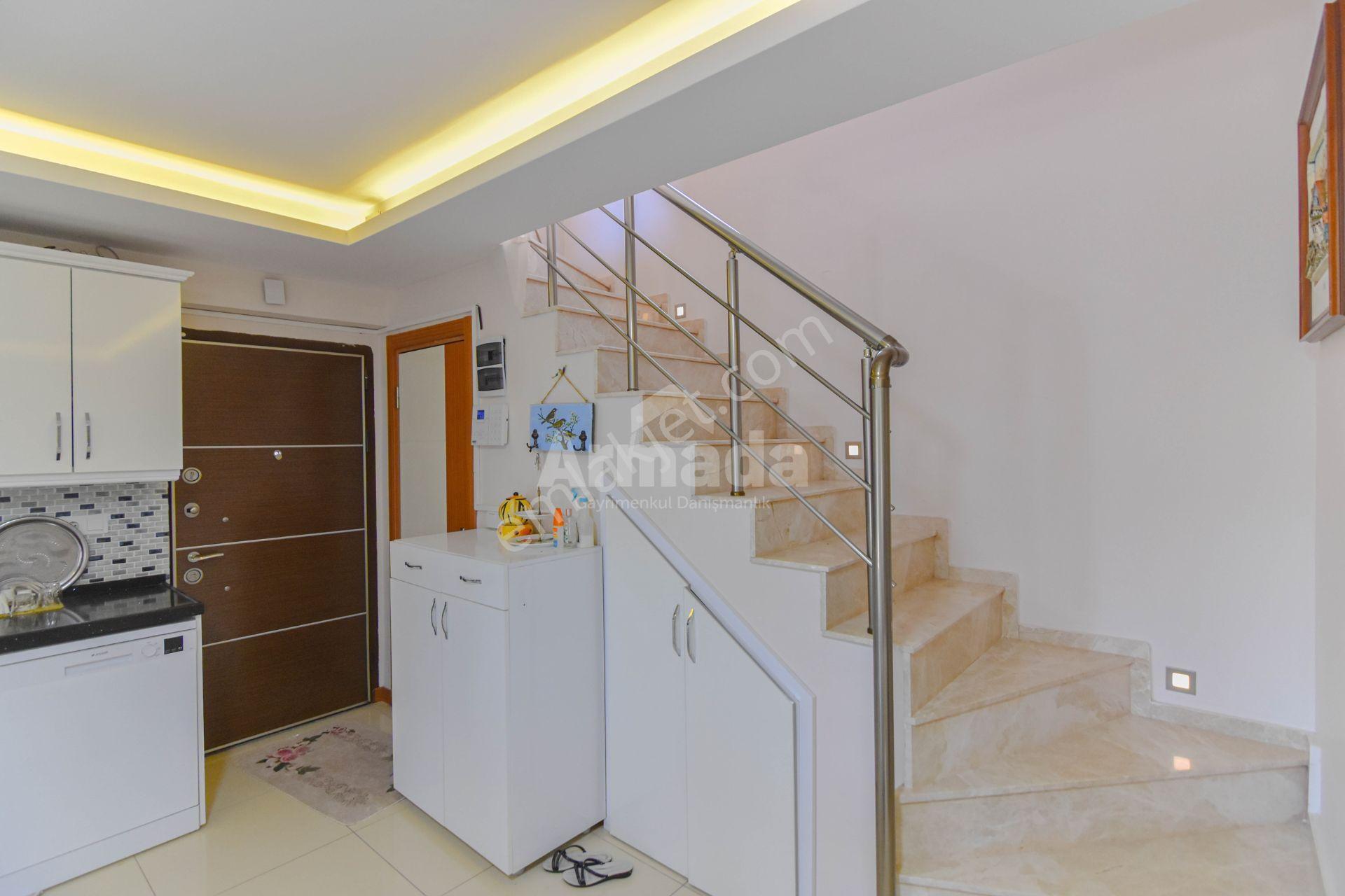 Davutlarda Denize 300 Metre 5+1 Tek Müstakil Tripleks Villa - Görsel 14