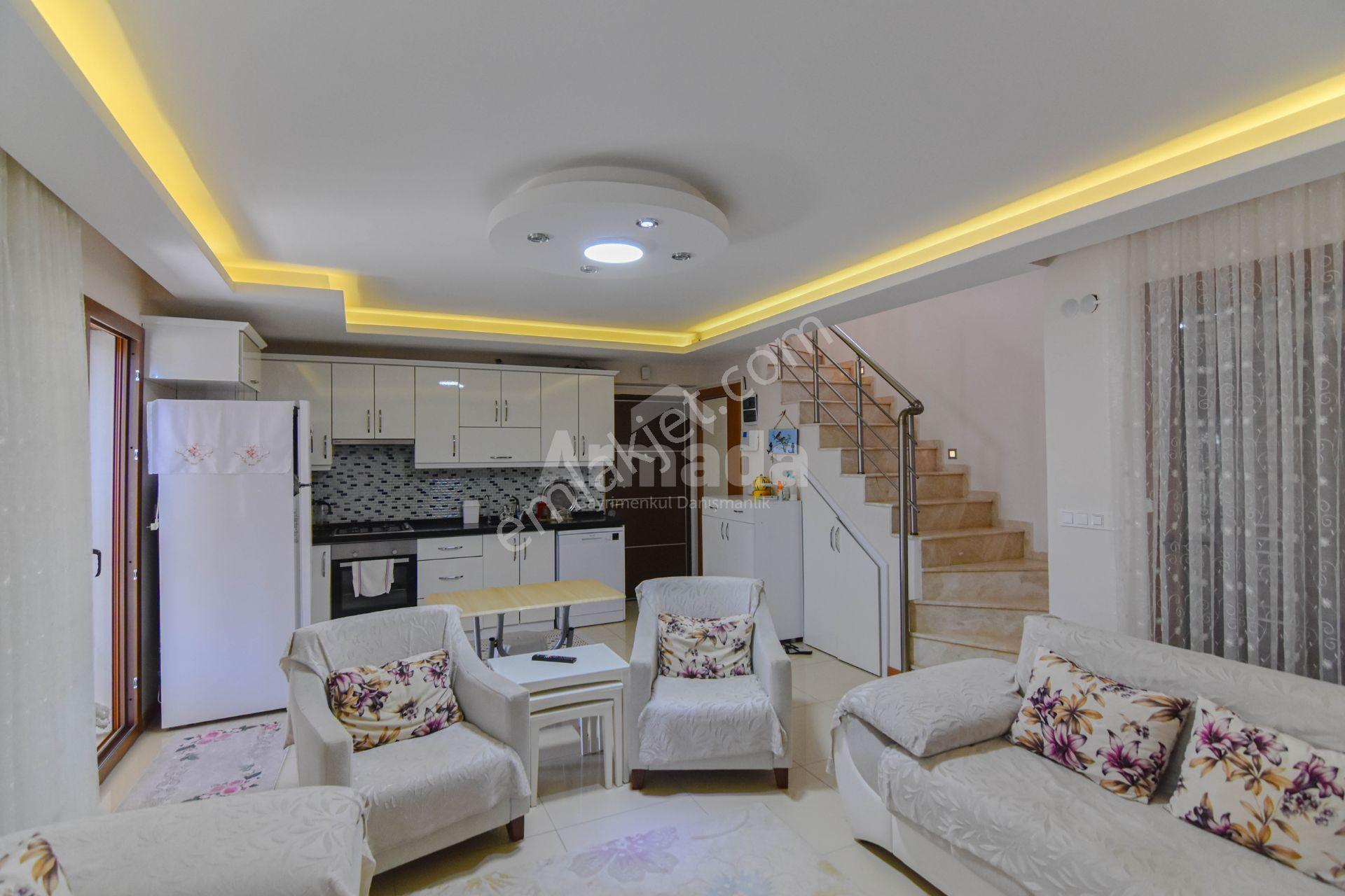 Davutlarda Denize 300 Metre 5+1 Tek Müstakil Tripleks Villa - Görsel 11