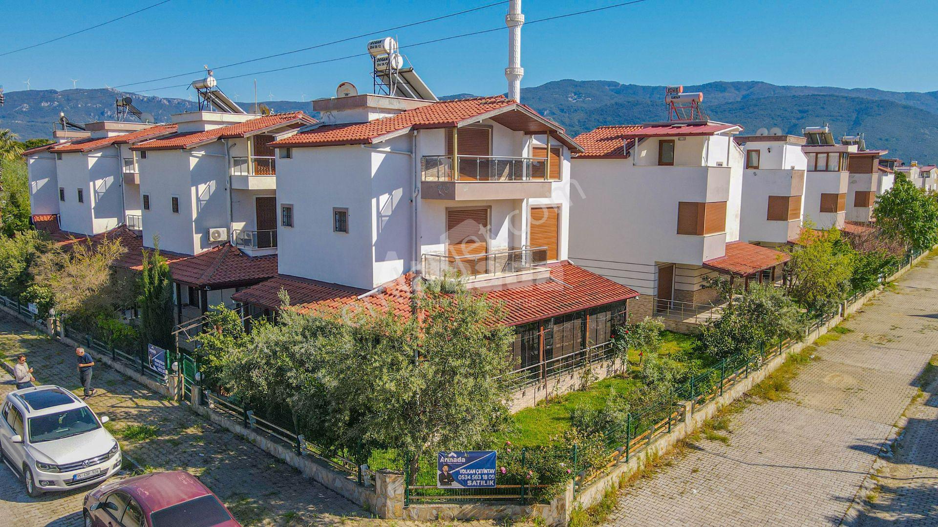 Davutlarda Denize 300 Metre 5+1 Tek Müstakil Tripleks Villa