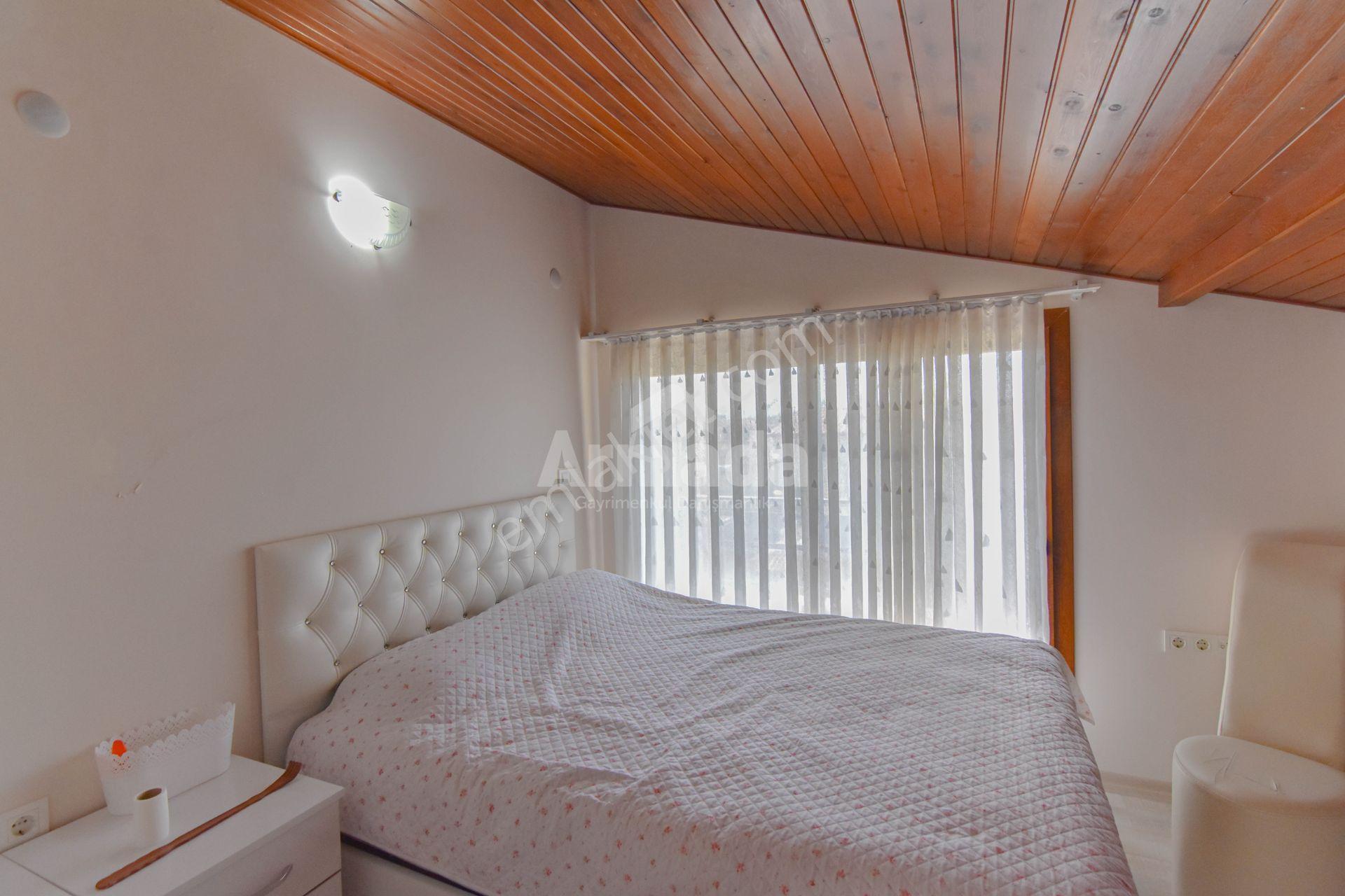 Davutlarda Denize 300 Metre 5+1 Tek Müstakil Tripleks Villa - Görsel 30