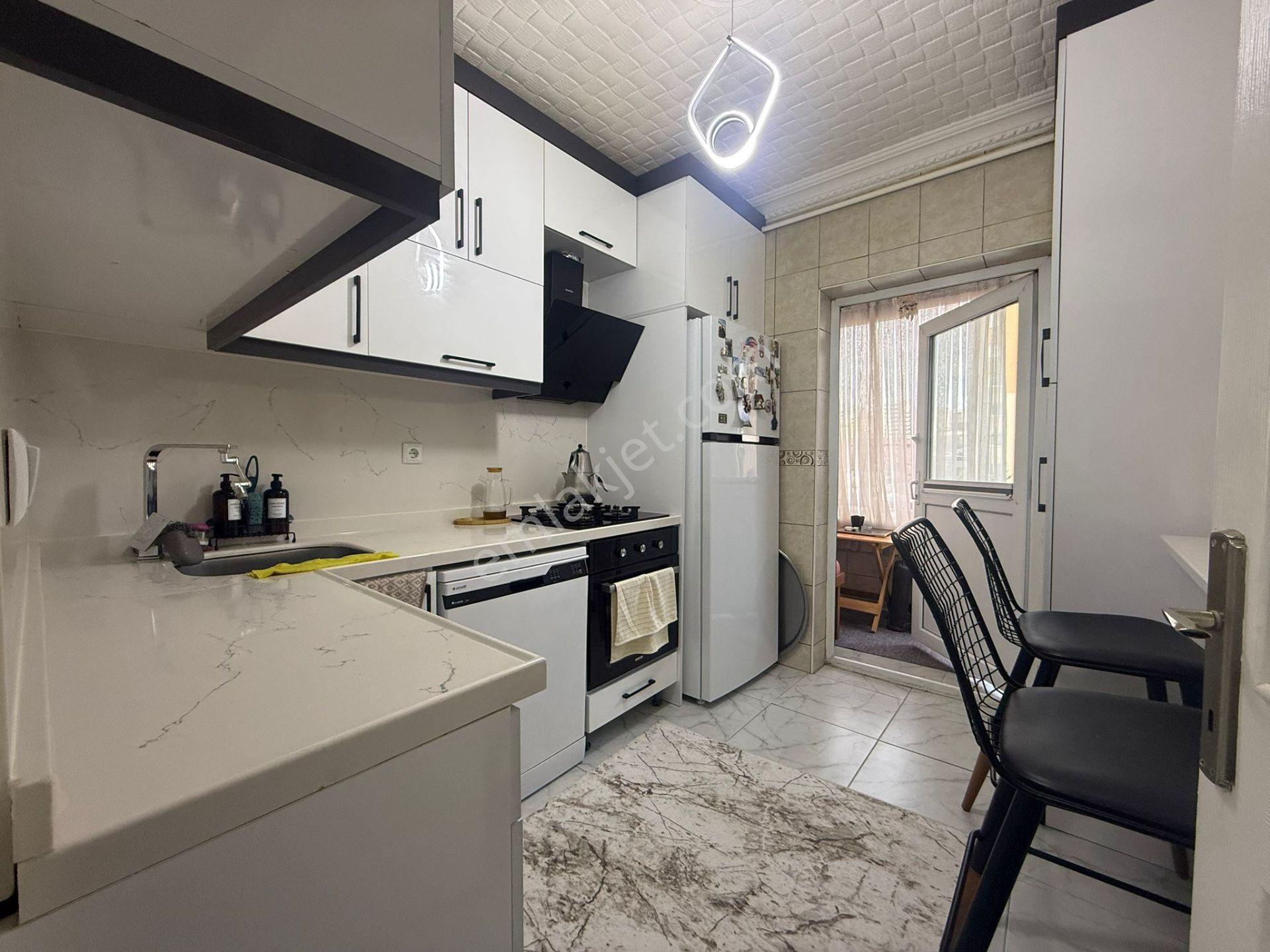 Altınevler Fsm Sitesinde Ön Güney Cephede Satılık 2+1 Daire - Görsel 6