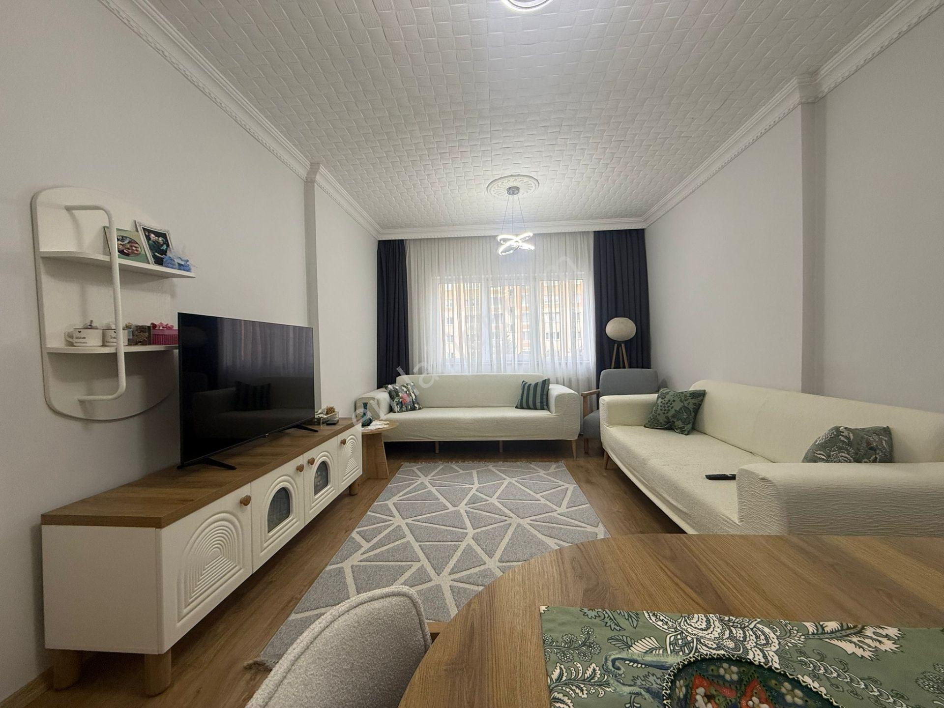 Altınevler Fsm Sitesinde Ön Güney Cephede Satılık 2+1 Daire - Görsel 12