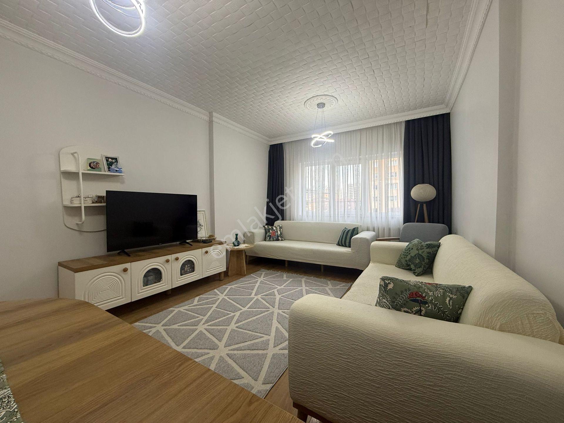 Altınevler Fsm Sitesinde Ön Güney Cephede Satılık 2+1 Daire - Görsel 13