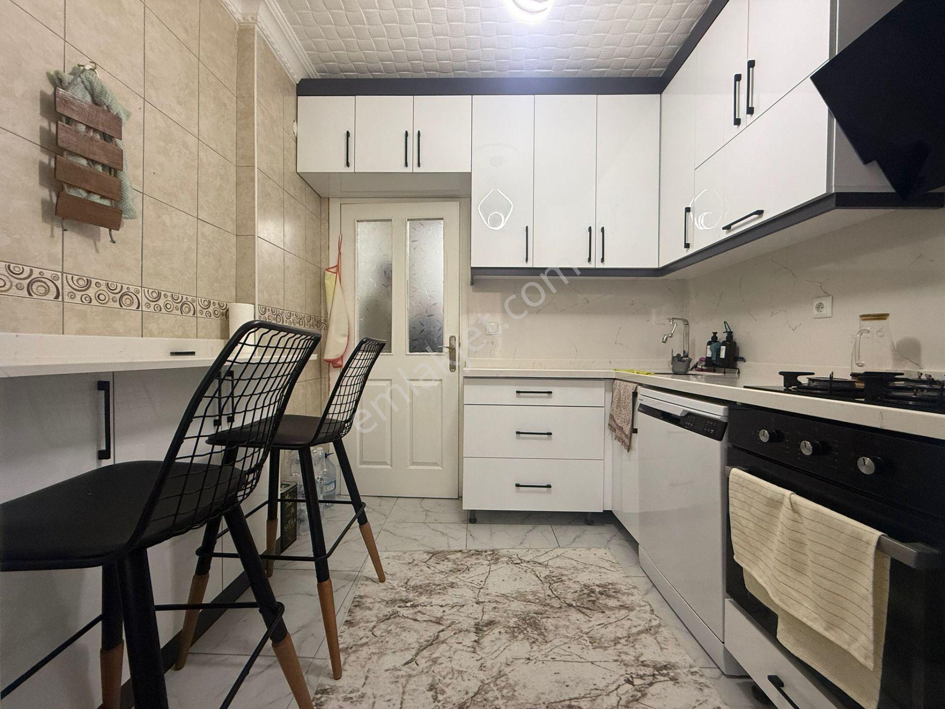 Altınevler Fsm Sitesinde Ön Güney Cephede Satılık 2+1 Daire - Görsel 2