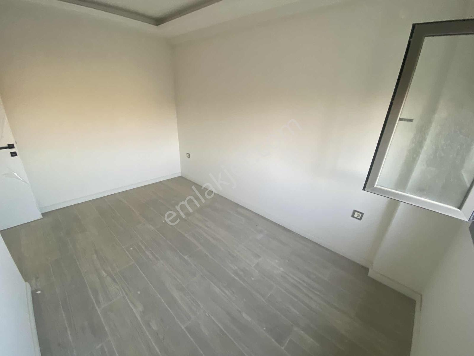 Seferihisar'da Bahçe Kullanımlı 2+1 Köşe Konumlu Daire - Görsel 21