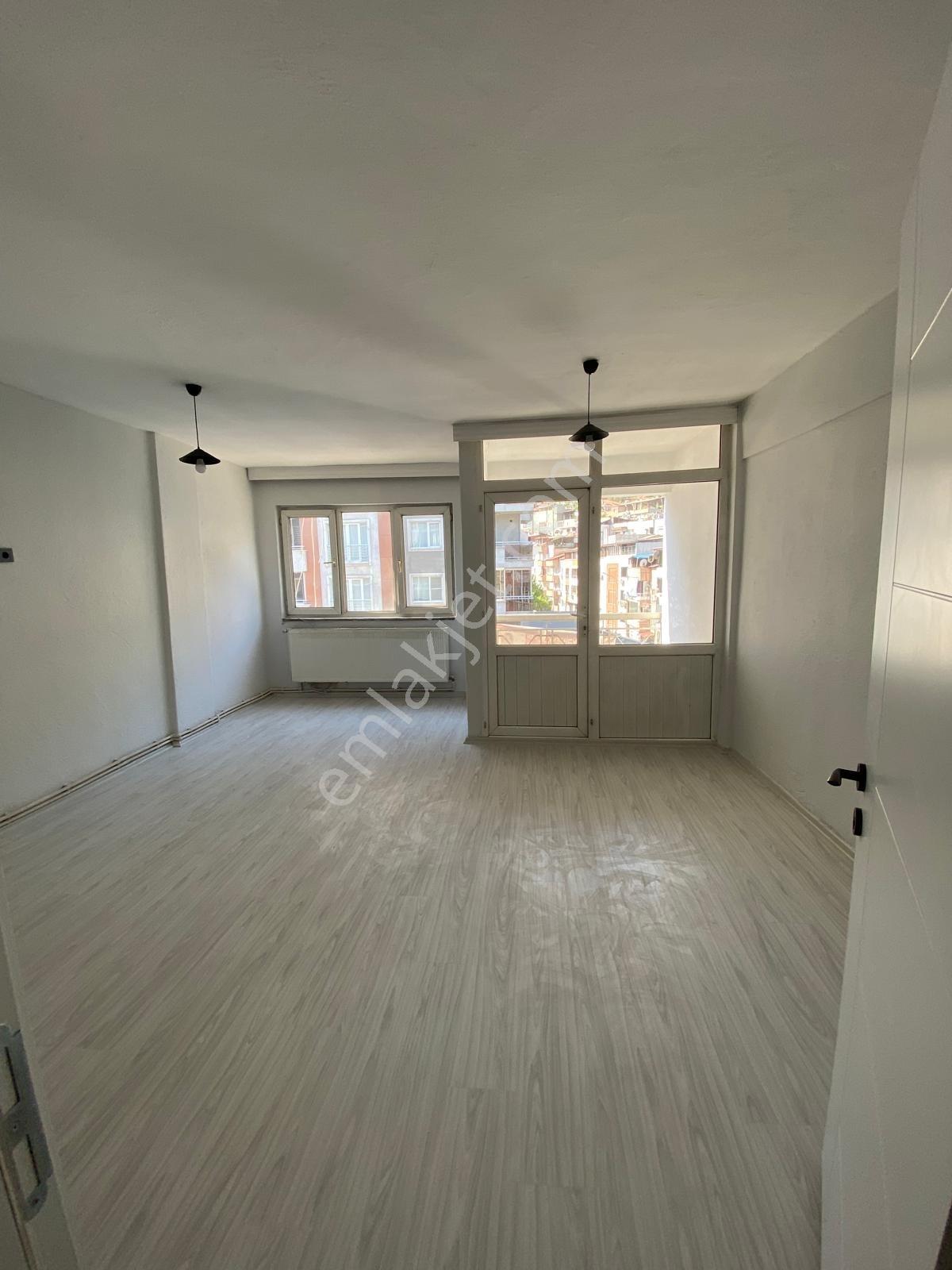 Bozdoğan Mevki İçi Sıfır Tadilatlı 2+1 100m2 Satılık Daire - Görsel 2