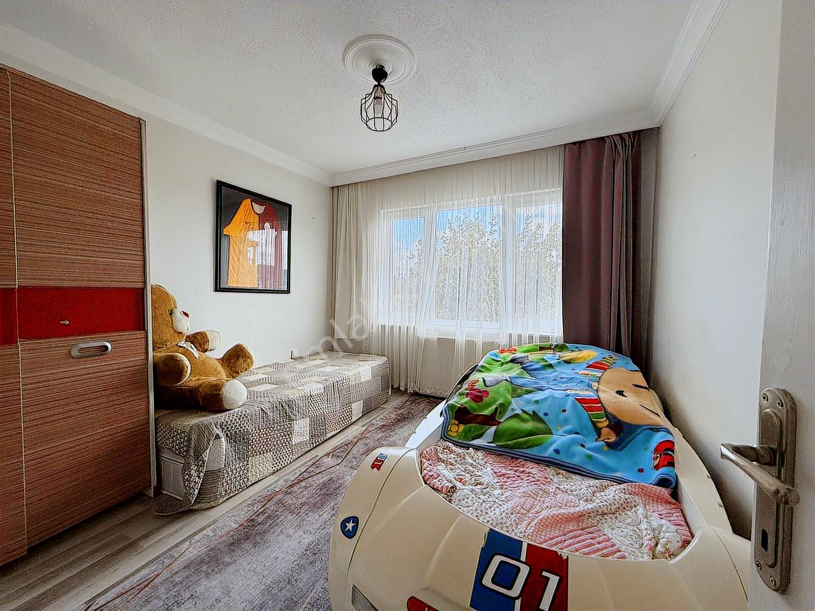 Remax Akın Seyhan Dan Basınkent 3 Te Triplex Fırsat Villa - Görsel 26