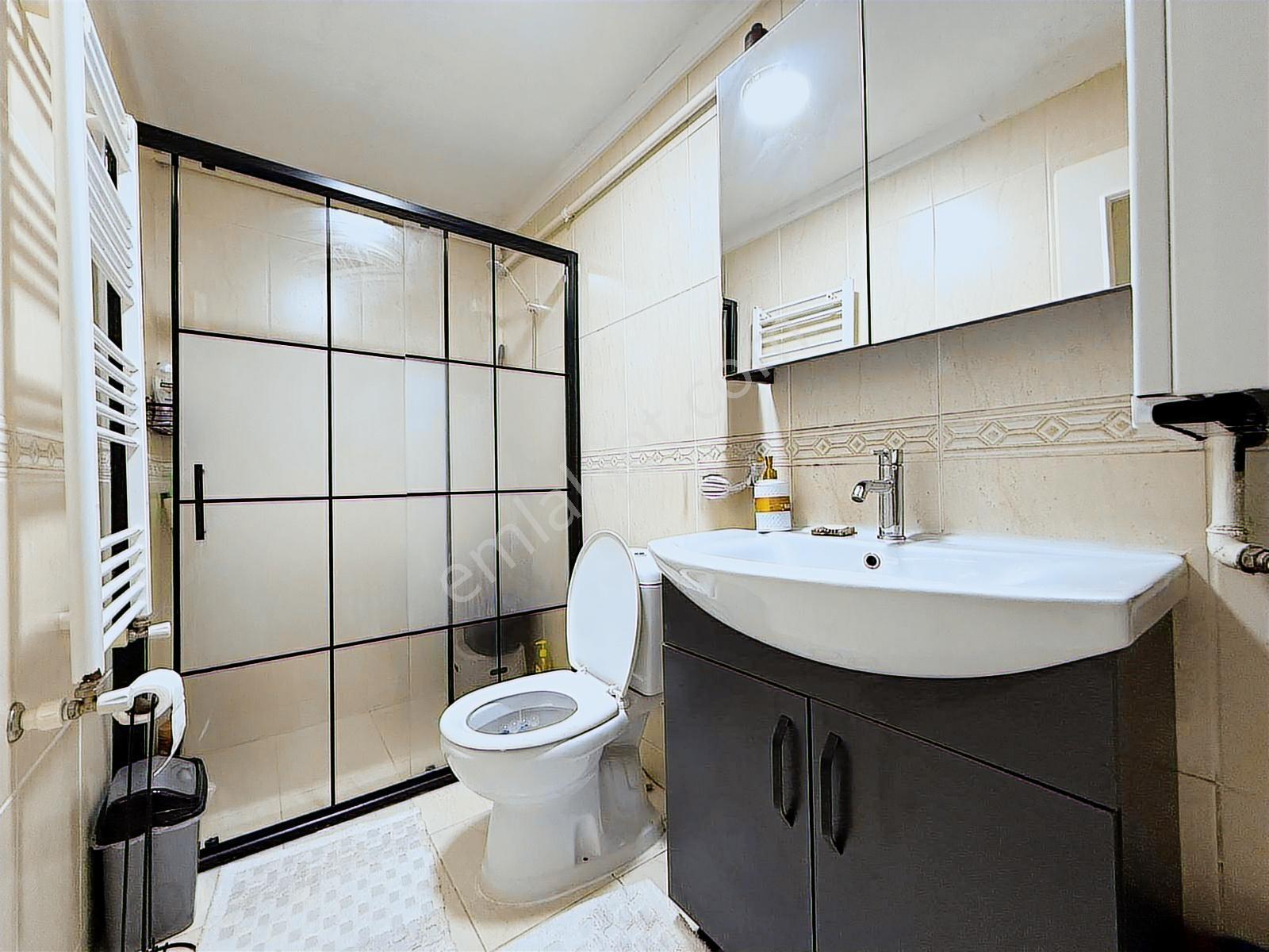 Remax Akın Seyhan Dan Basınkent 3 Te Triplex Fırsat Villa - Görsel 17