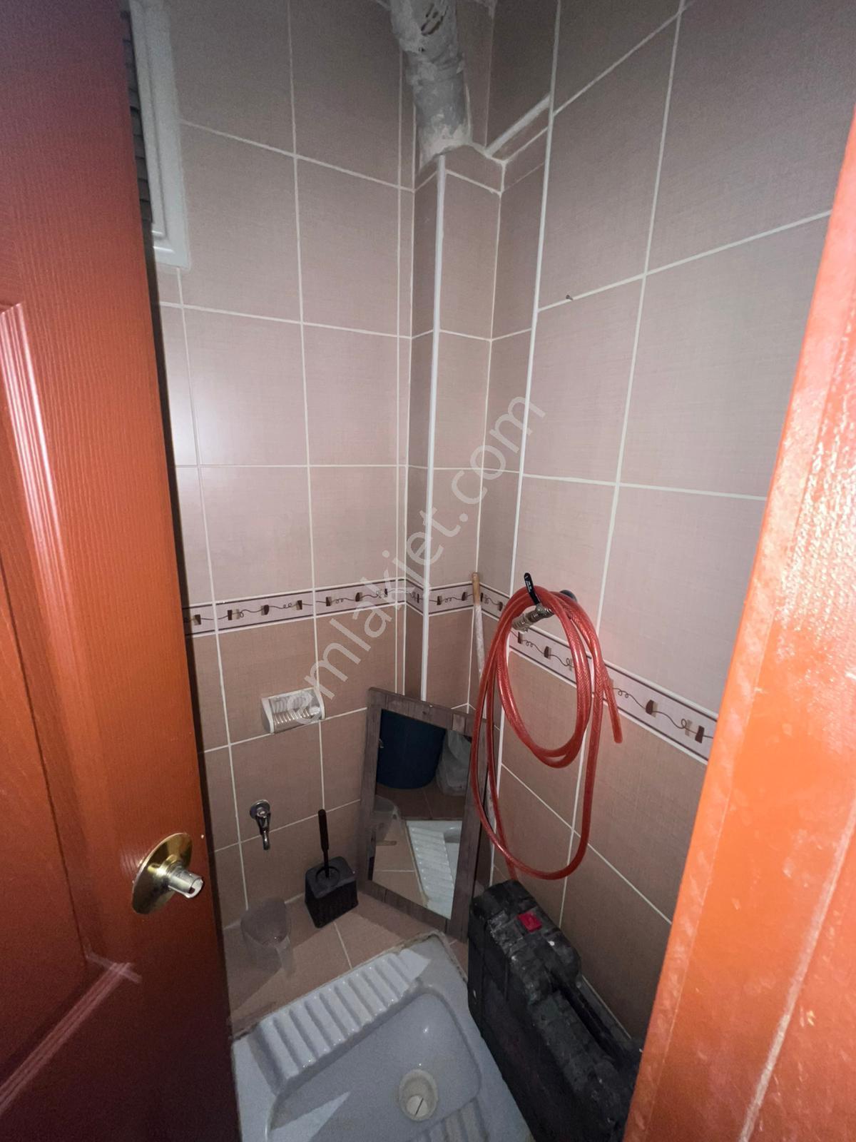 Ankara Kazanç'tan Asansörlü Salon Bağımsız Cadde Cepheli Satılık 3+1 Daire...! - Görsel 33