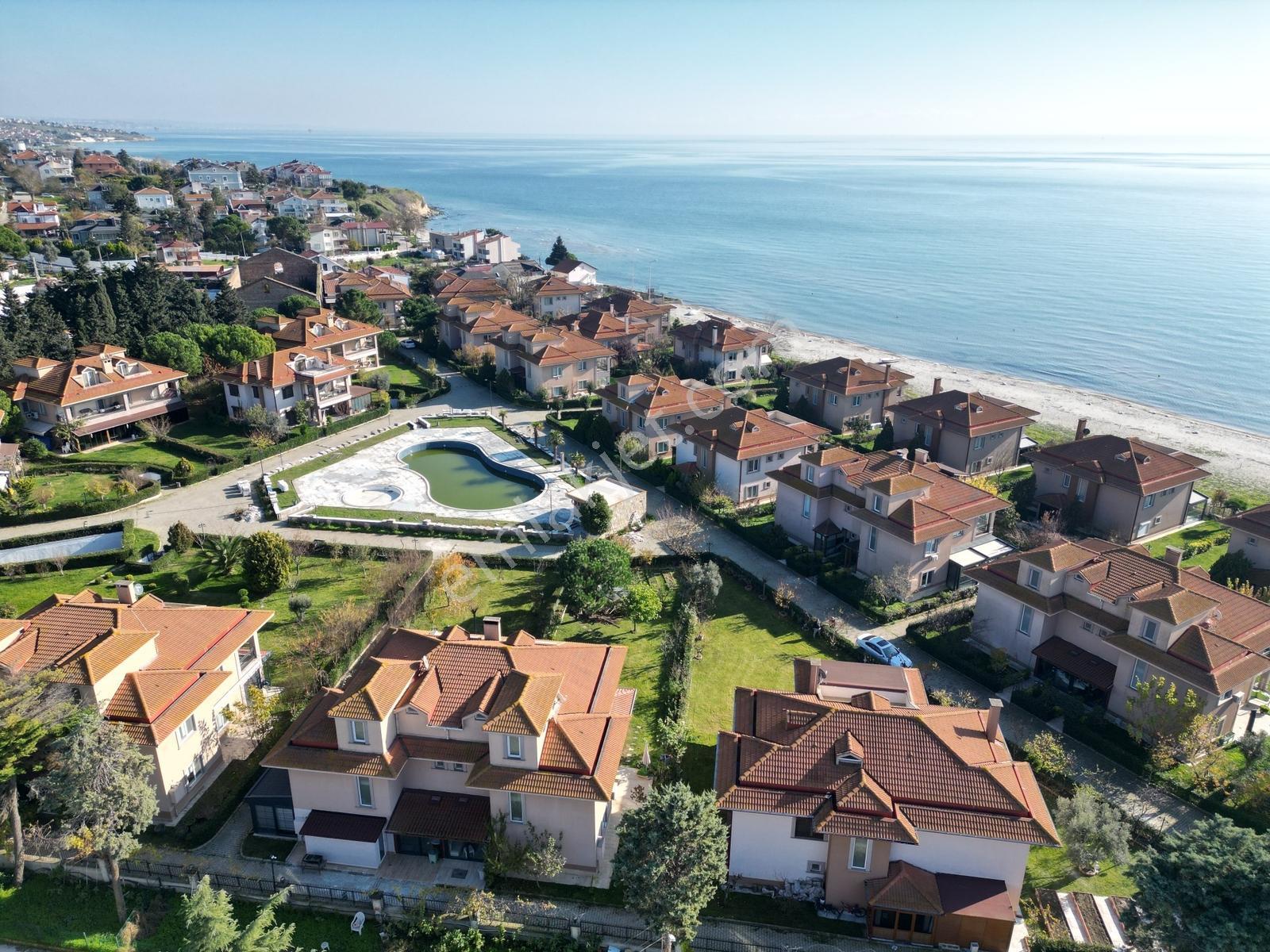 Aktaş Villalarında Denize Sıfır 6+1 Müstakil Yaşam - Görsel 31
