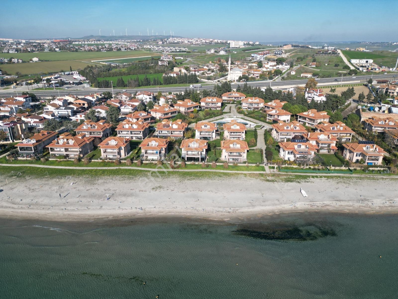 Aktaş Villalarında Denize Sıfır 6+1 Müstakil Yaşam - Görsel 11