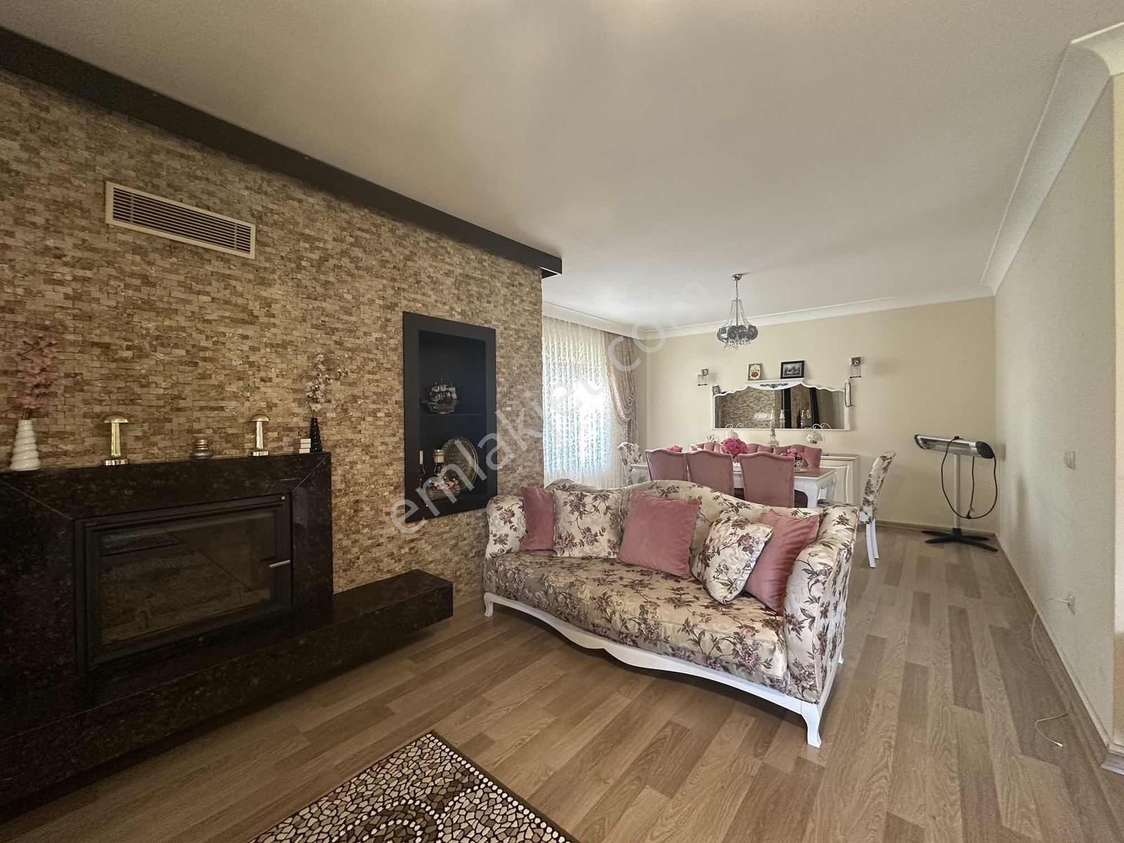 Aktaş Villalarında Denize Sıfır 6+1 Müstakil Yaşam - Görsel 33