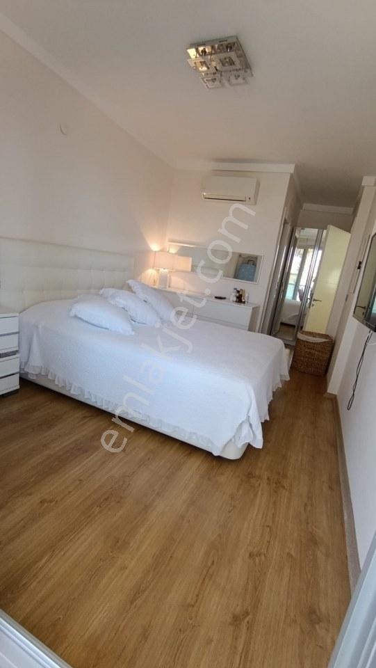 İzmir Çeşme Alaçatı Ortak Havuzlu Nezih Sitede 4+1 Müstakil Lüks - Görsel 26