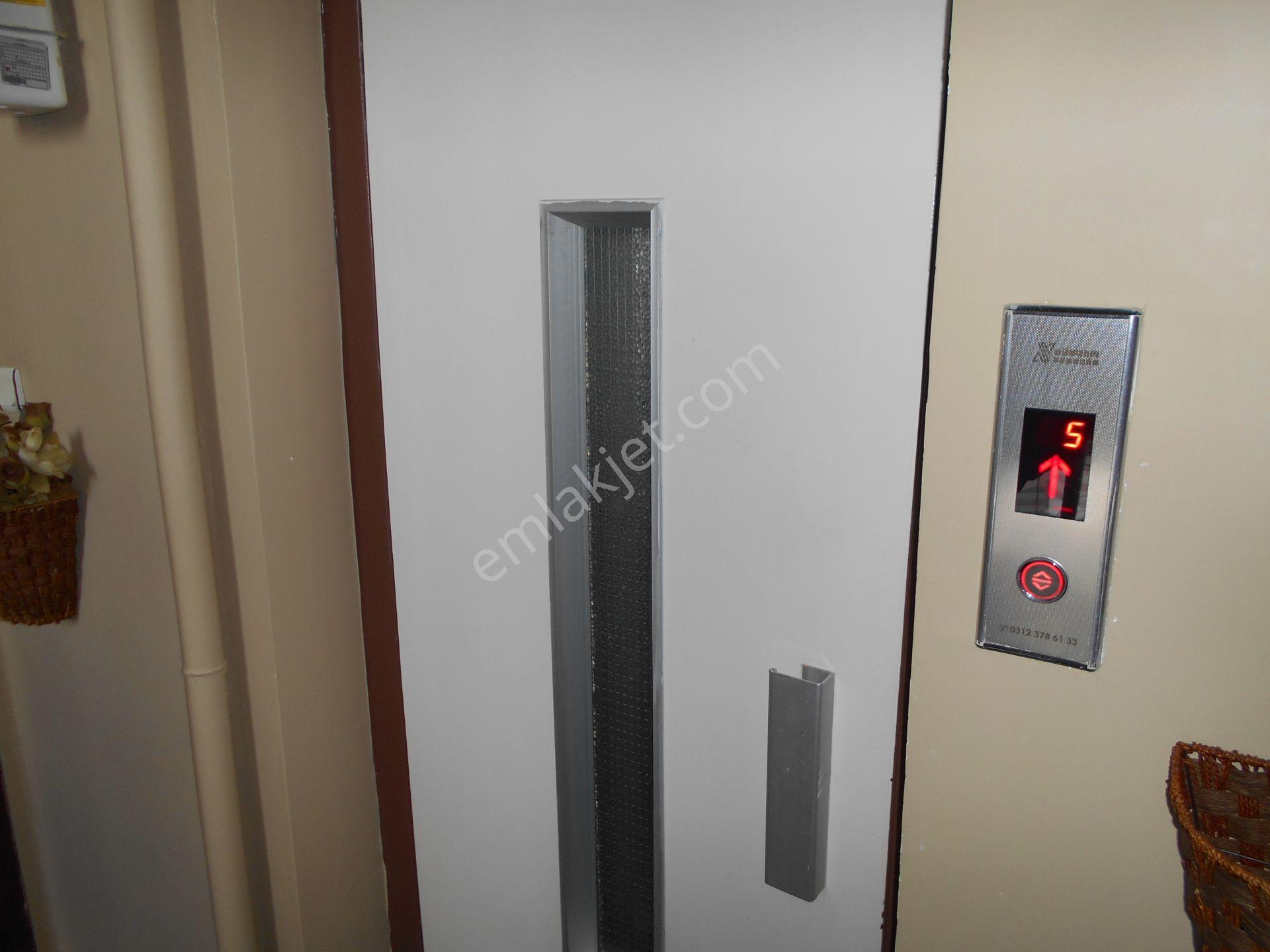 Keçiören İncirli Mh.site İçerisinde 5.katta Yapılı Bağımsız Asansörlü Full Şehir Manzaralı 3+1 Daire - Görsel 27