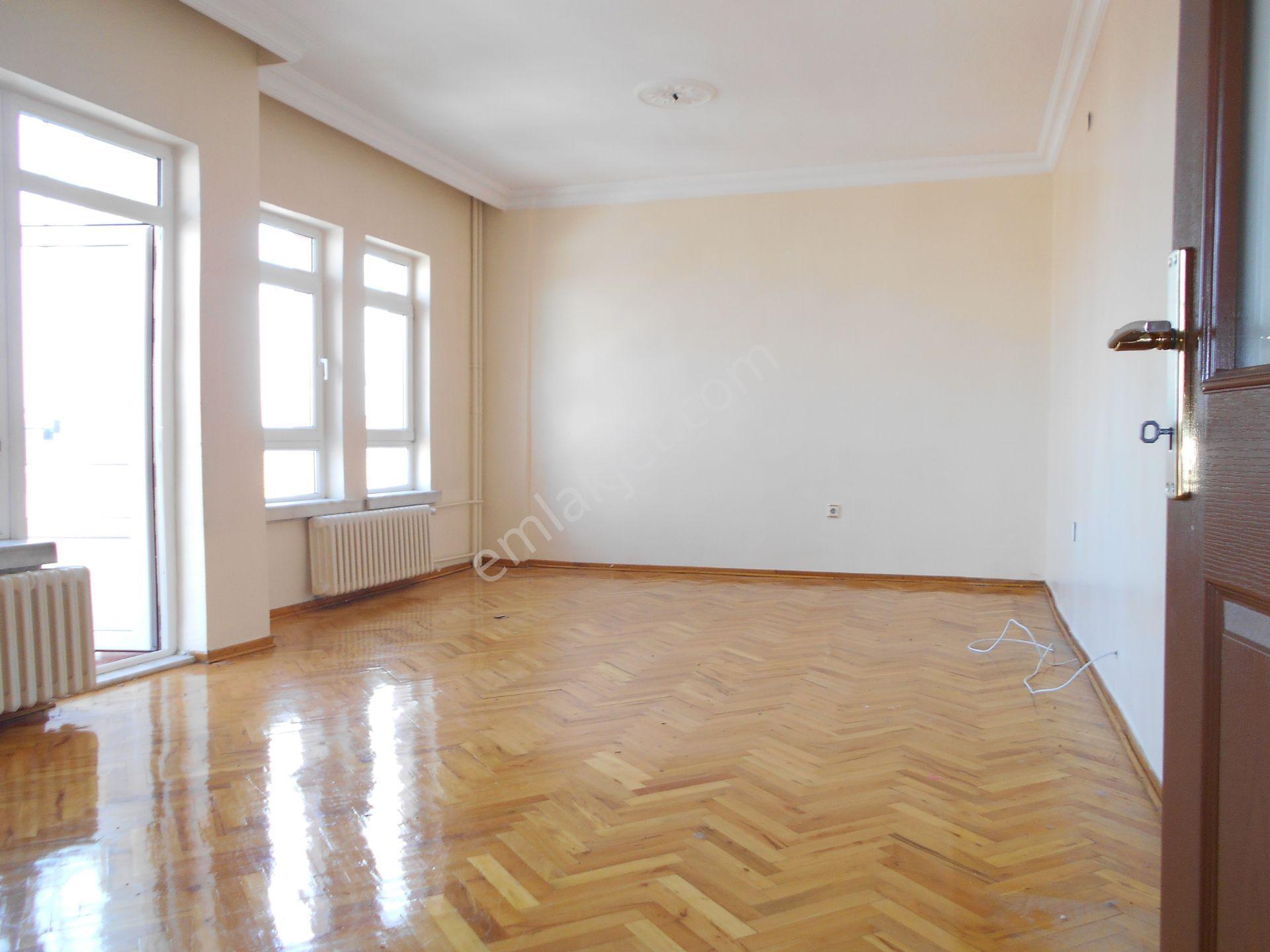 Keçiören İncirli Mh.site İçerisinde 5.katta Yapılı Bağımsız Asansörlü Full Şehir Manzaralı 3+1 Daire - Görsel 2