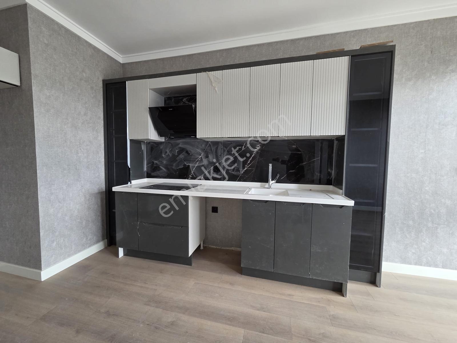 Bienza Sitesinde Kiler+giyinme Dolabı Lüx 1+1sıfır Satılık Daire - Görsel 17