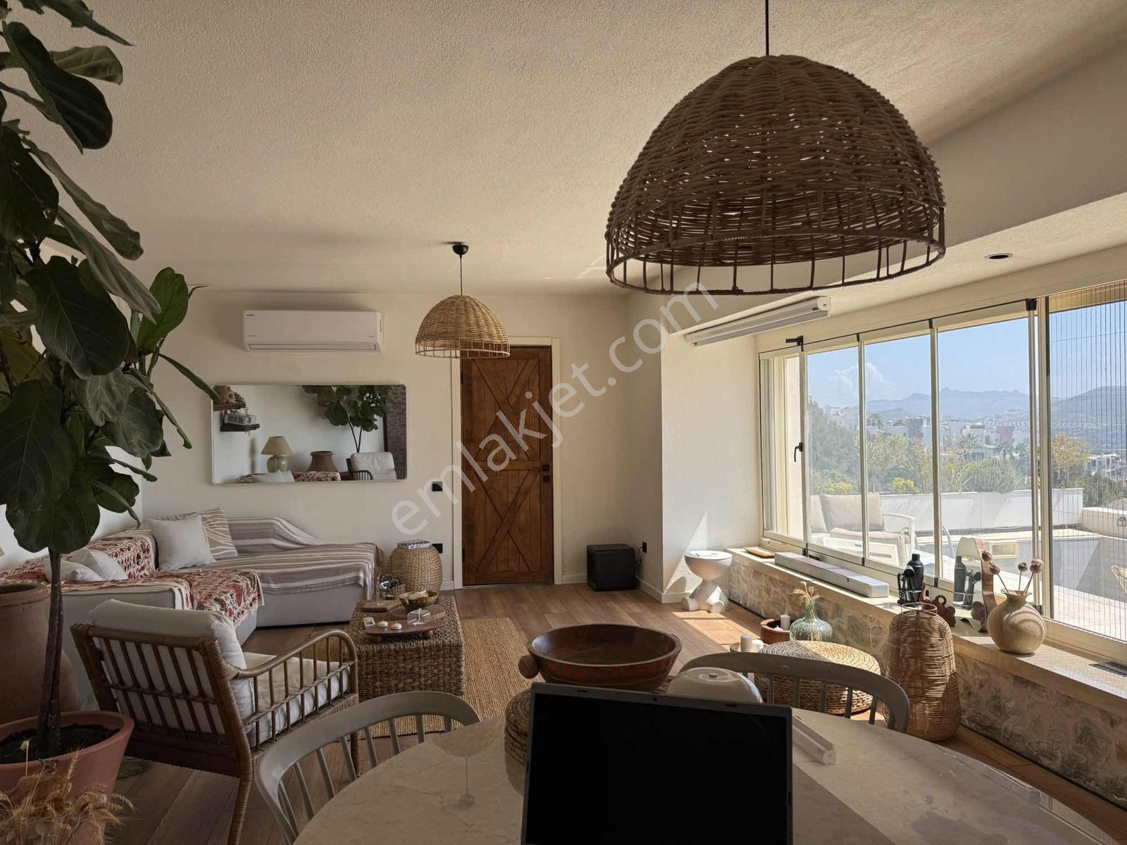 Gümüşlük Koyunbaba Özel Tasarım Deniz Manzaralı 1+1 Kiralık - Görsel 21
