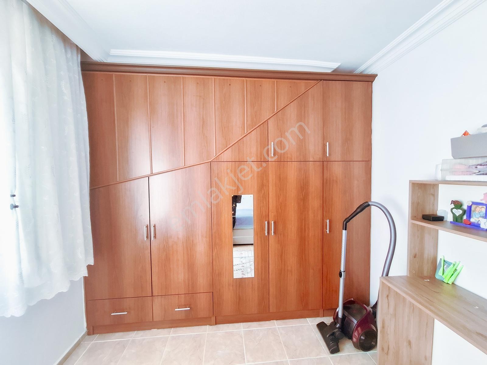 Merkezi Konumda Geniş 4+1 Dubleks Daire - Görsel 15
