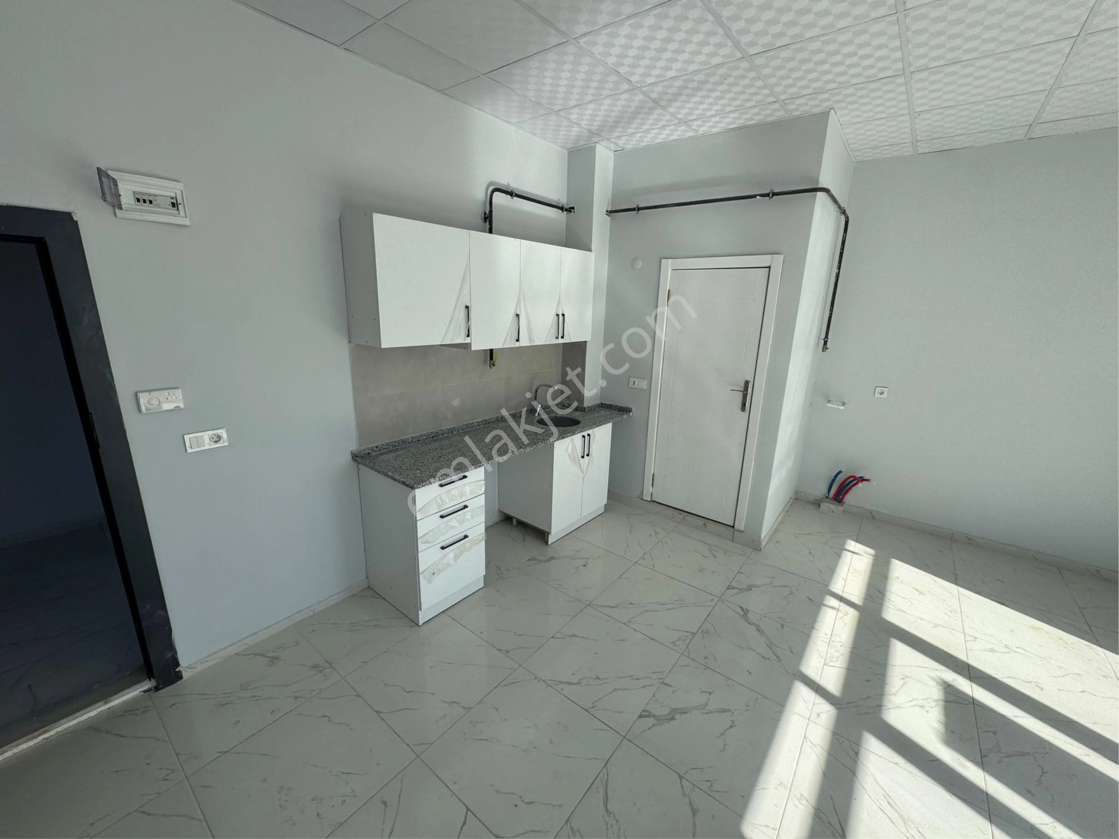 Tekirdağ Süleymanpaşa Atatürk Mah Satılık 1+1 Ofis Büro - Görsel 8