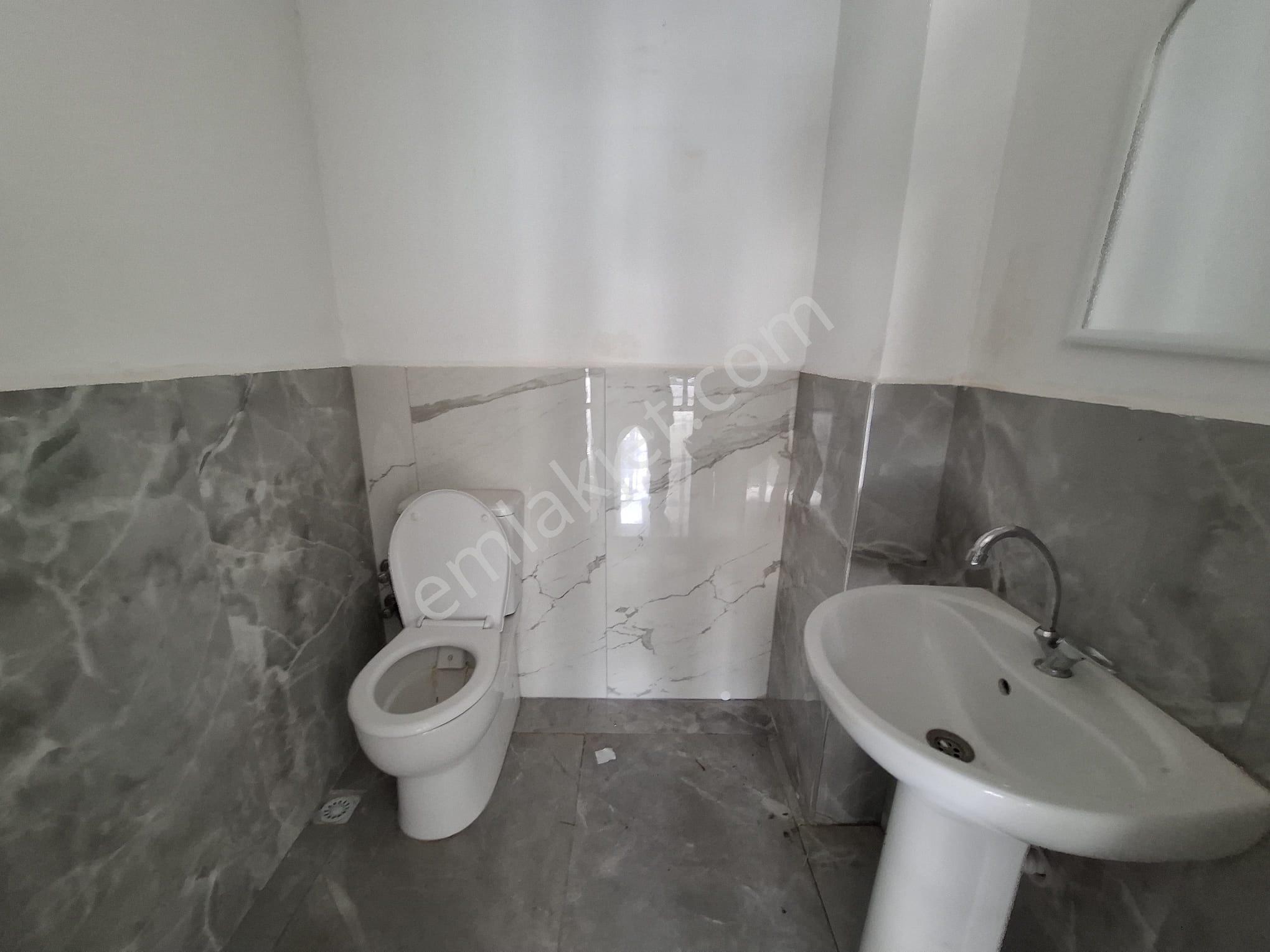 Edremit Merkezde Kiralık Dükkan - Görsel 2