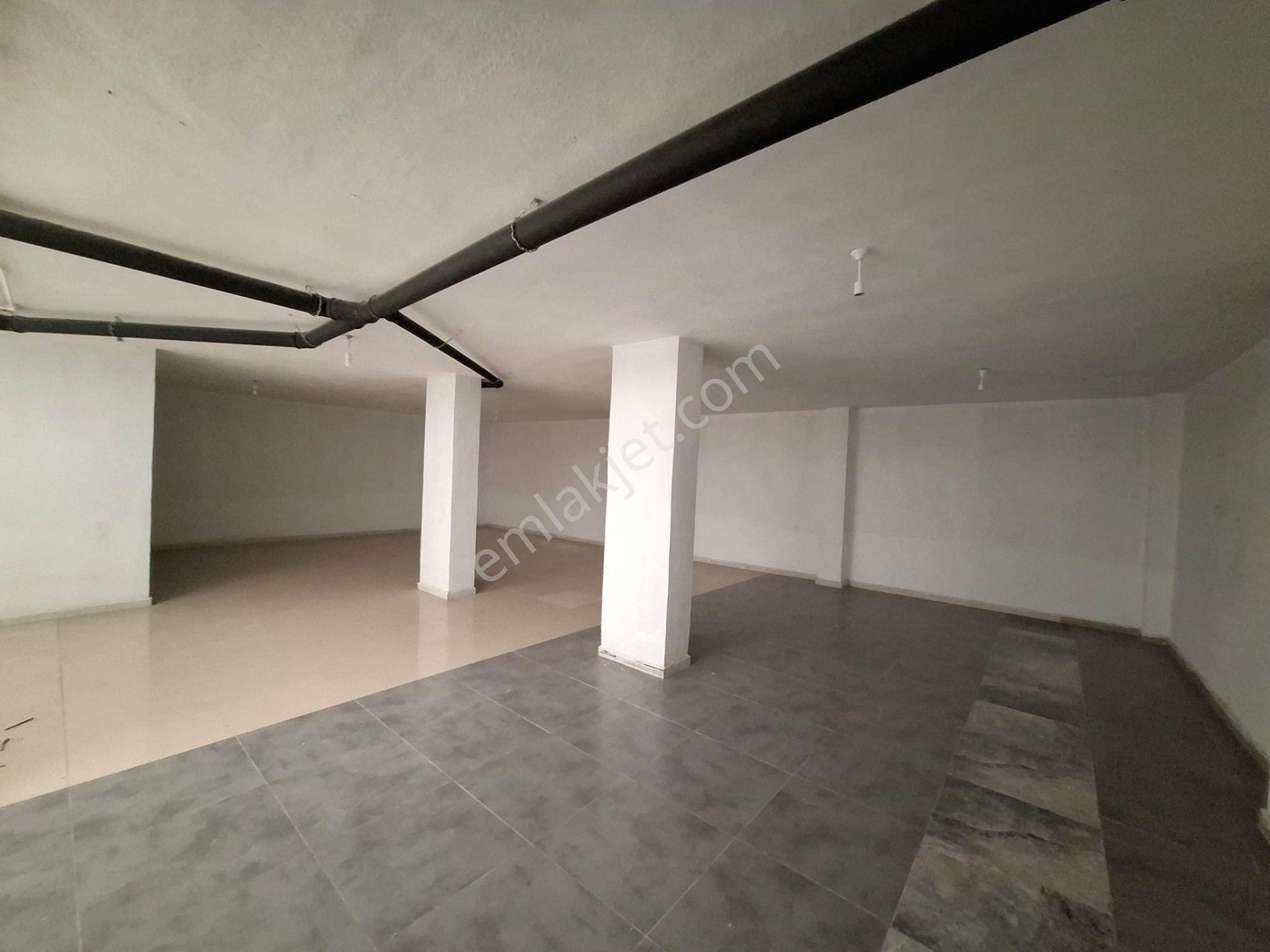 Edremit Merkezde Kiralık Dükkan - Görsel 3