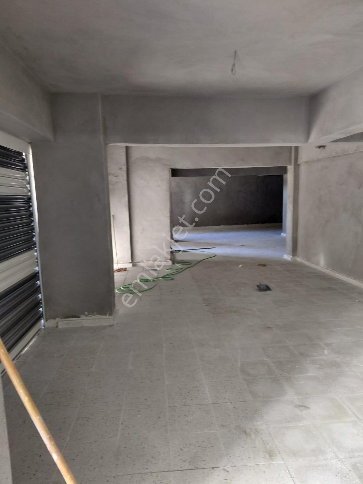 Yakup Göymenden Cumhuriyette Ana Yol Üzeri Kiralık 310 M2 Depo - Görsel 9