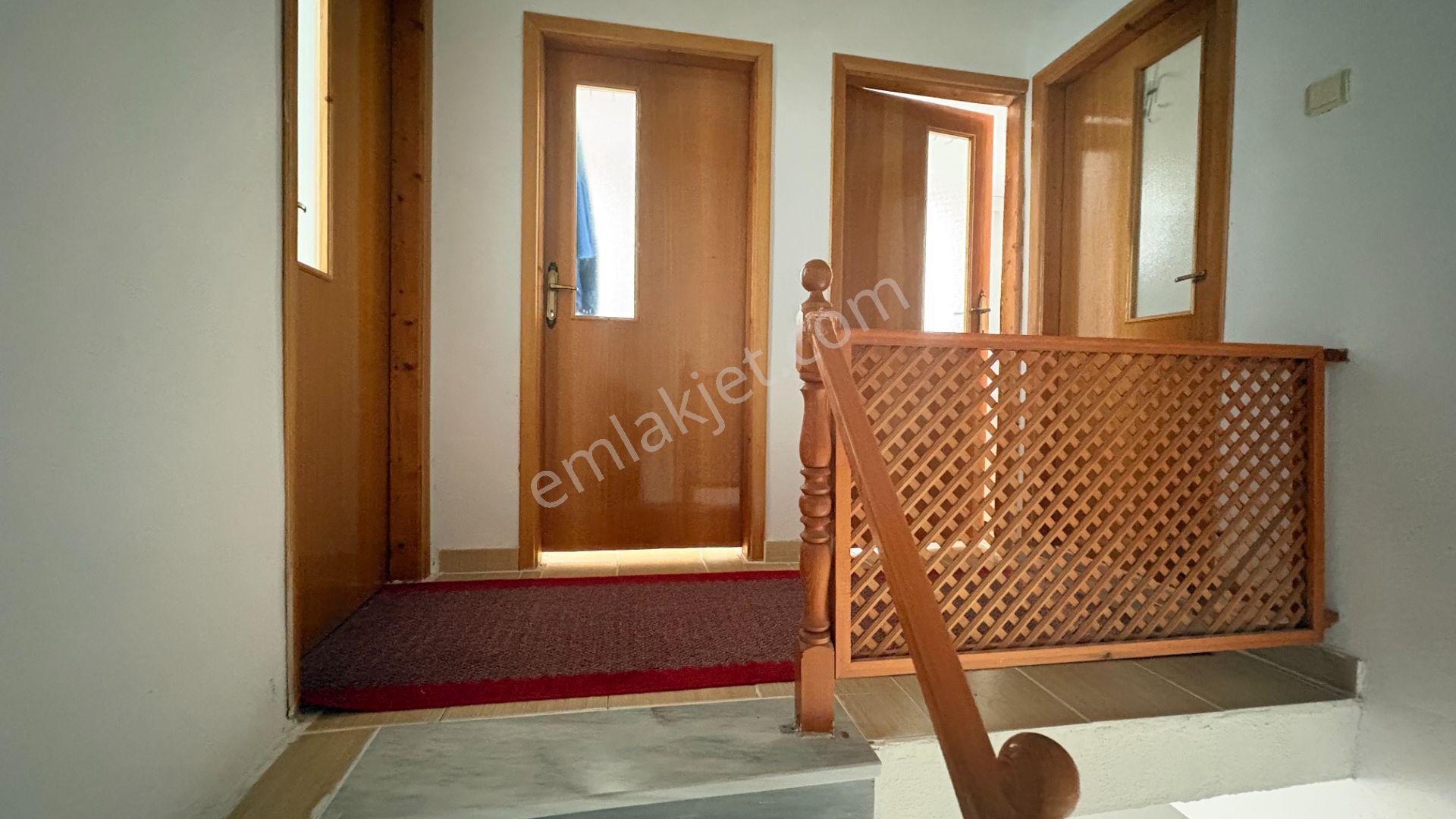 Çanakkale Akliman'da Deniz Manzaralı Site İçi Satılık Villa - Görsel 14