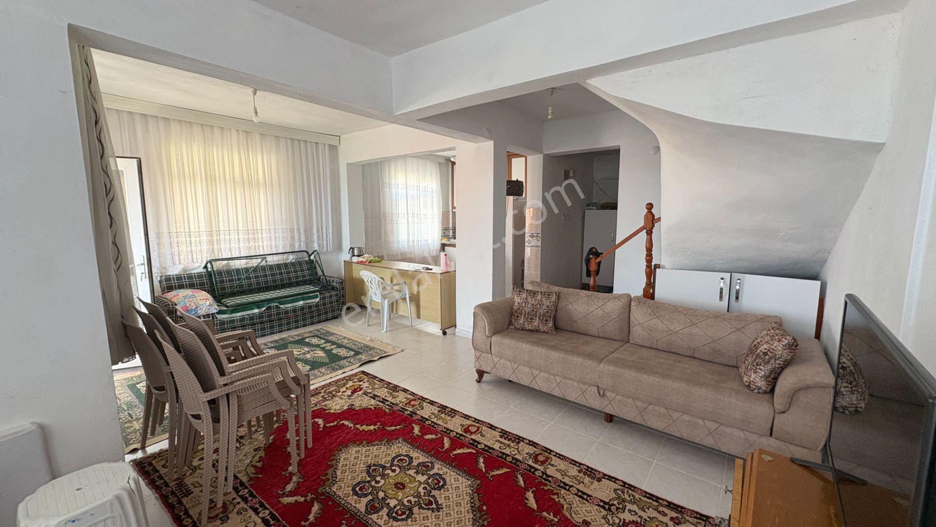 Çanakkale Akliman'da Deniz Manzaralı Site İçi Satılık Villa - Görsel 15