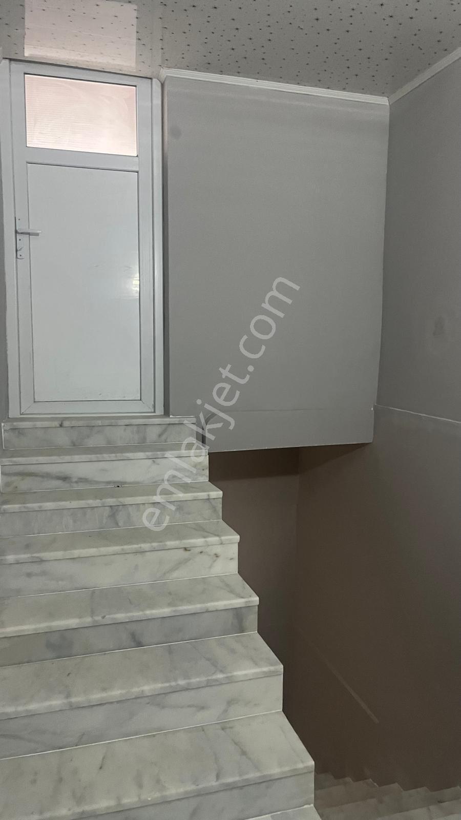 Huzur Arayanlara Modern Mimari İle Tasarlanmış Geniş Bahçeli Müstakil Ev - Görsel 11