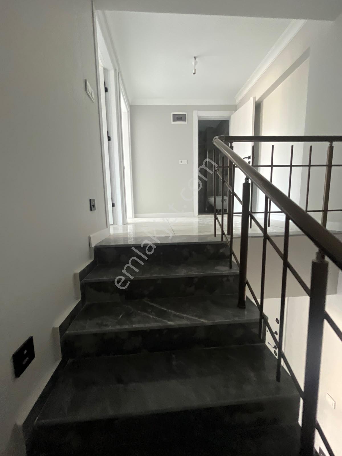 Bahçe Kullanım Alanlı Ebeveyn Banyolu 2+1 Dubleks Satılık Daire - Görsel 29