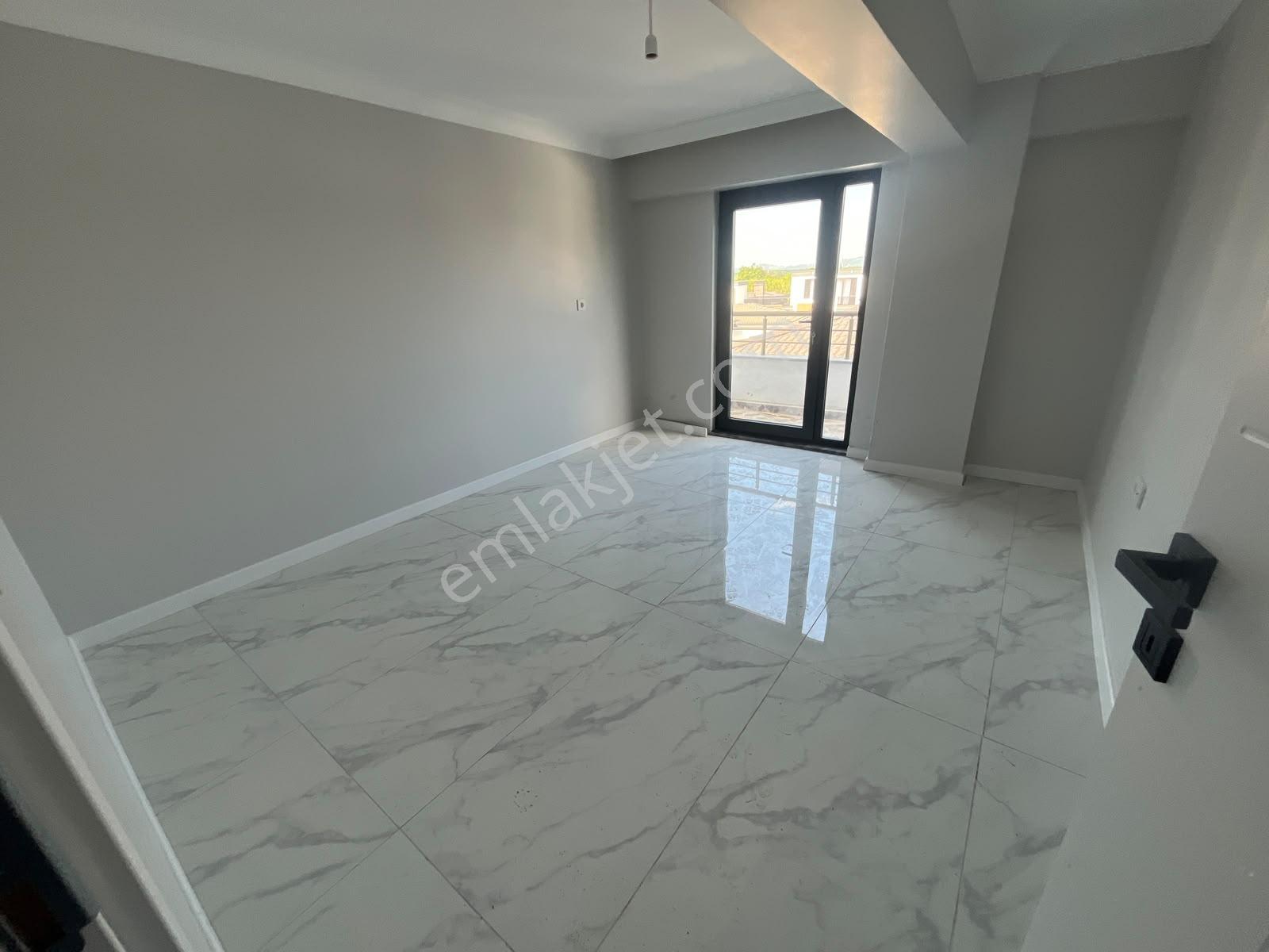 Bahçe Kullanım Alanlı Ebeveyn Banyolu 2+1 Dubleks Satılık Daire - Görsel 11