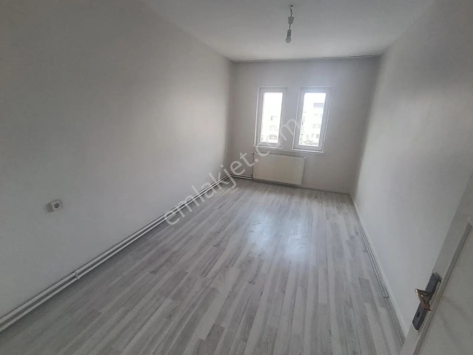 Sevindik'ten İstasyoncadyht Yakını Arakat 3+1 Kiralık Daire - Görsel 5