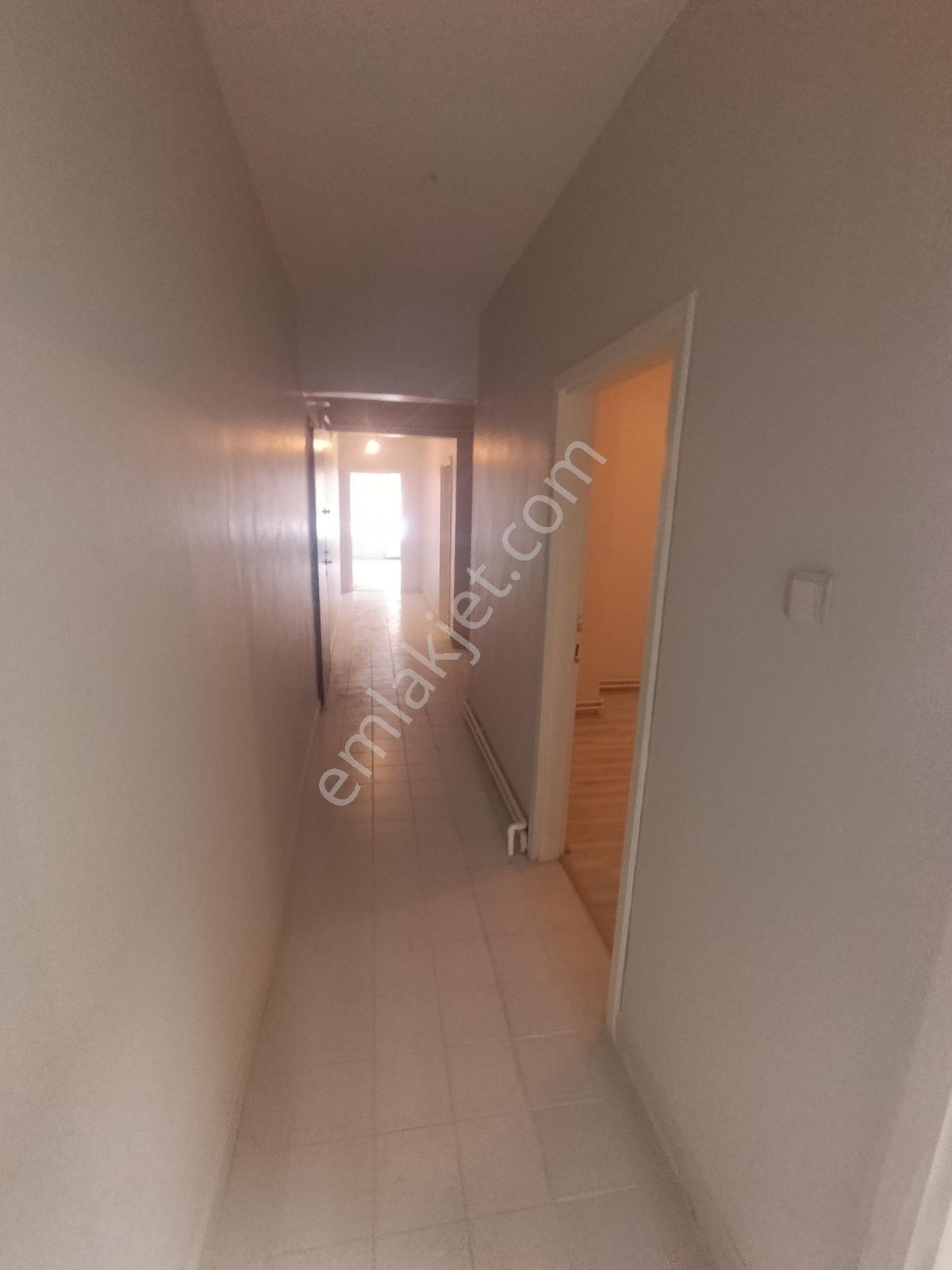 Sevindik'ten İstasyoncadyht Yakını Arakat 3+1 Kiralık Daire - Görsel 8
