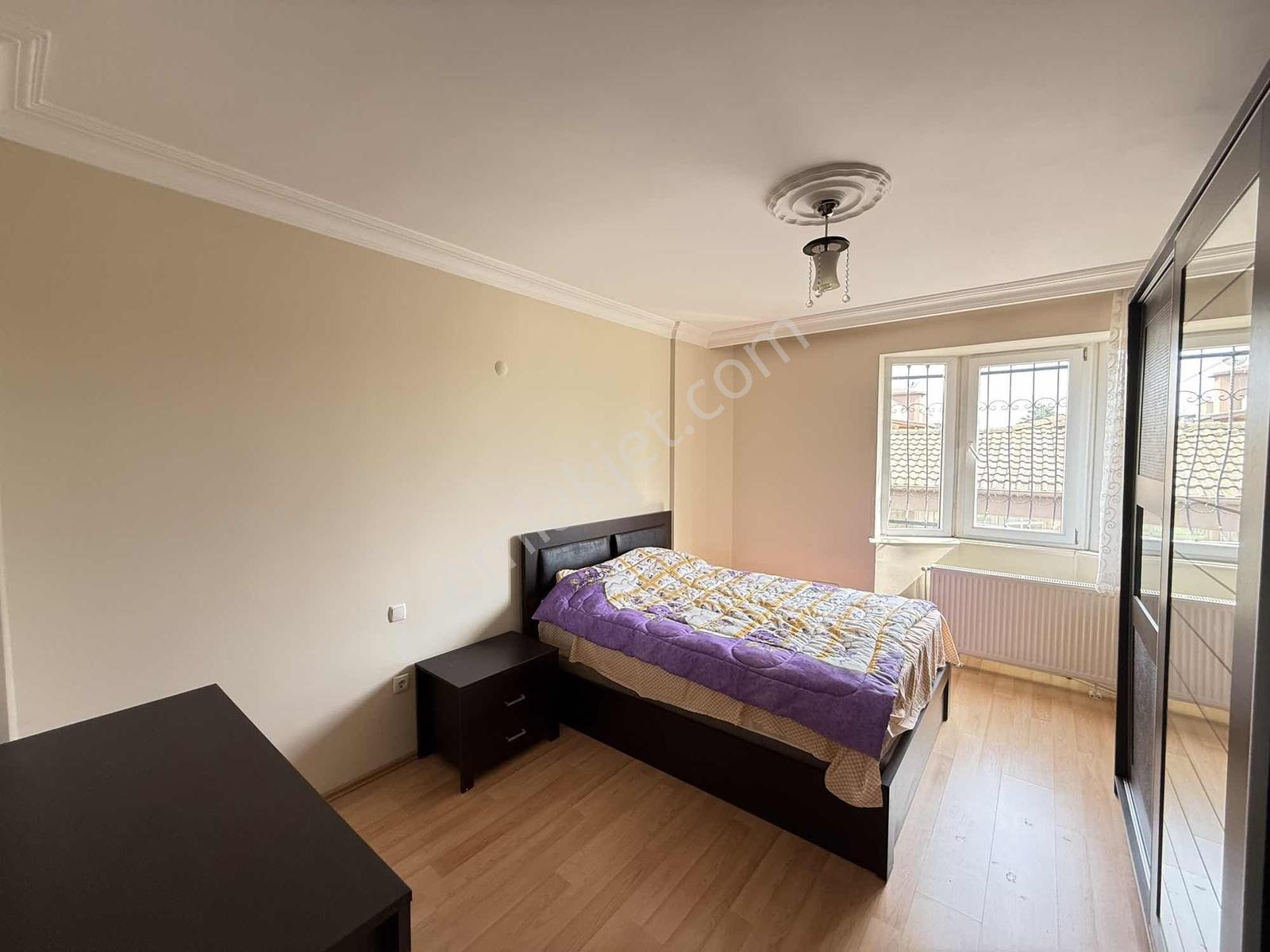 Balıkesir Pamukçu Site İçerisinde Eşyalı Kiralık 3+1 Villa - Görsel 32