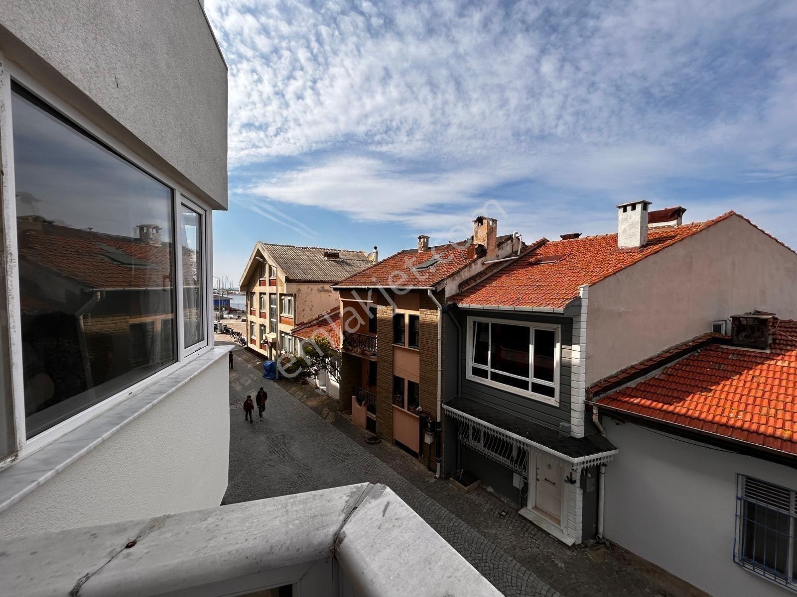Mudanya Halitpaşa Mahallesinde Deniz Manzaralı Satılık 3+1 Daire - Görsel 17