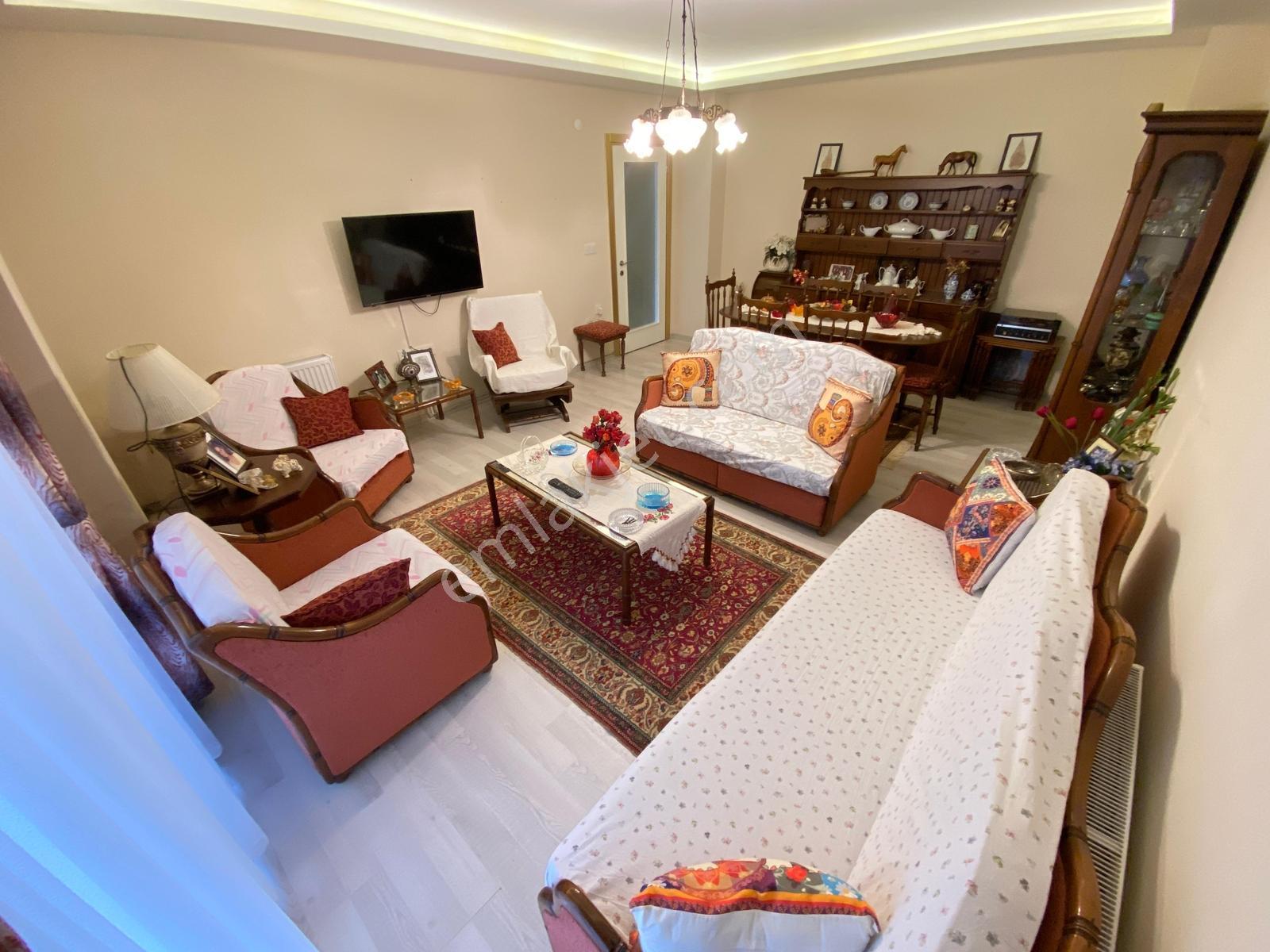 Gümüşden İkizçayda Ön Cephe Doğalgazlı Ebeveyn Banyolu 4+1 Daire - Görsel 3
