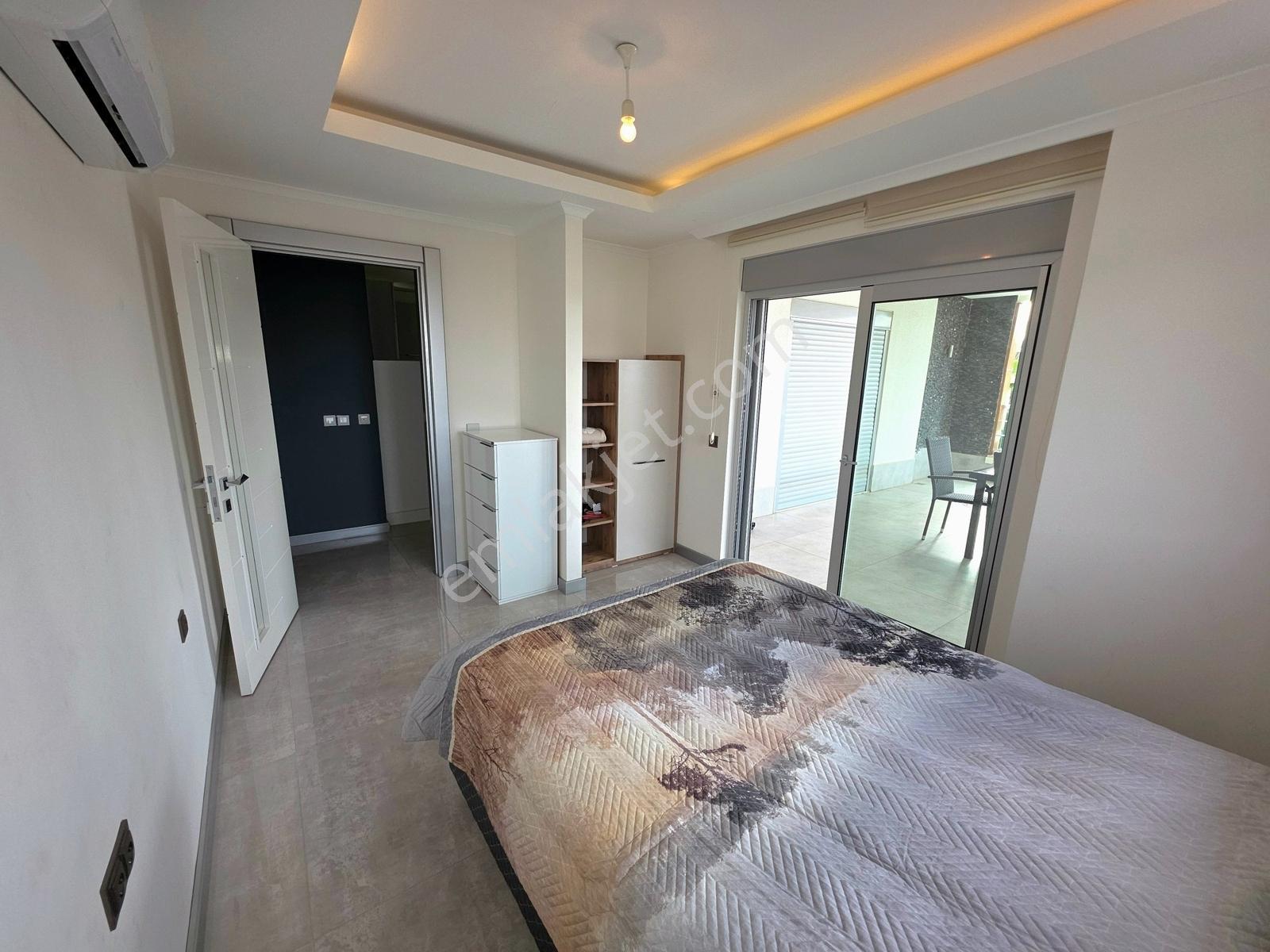 Alanya Oba'da Eşyalı, Geniş Balkonlu 3+1 Satılık Daire - Görsel 15