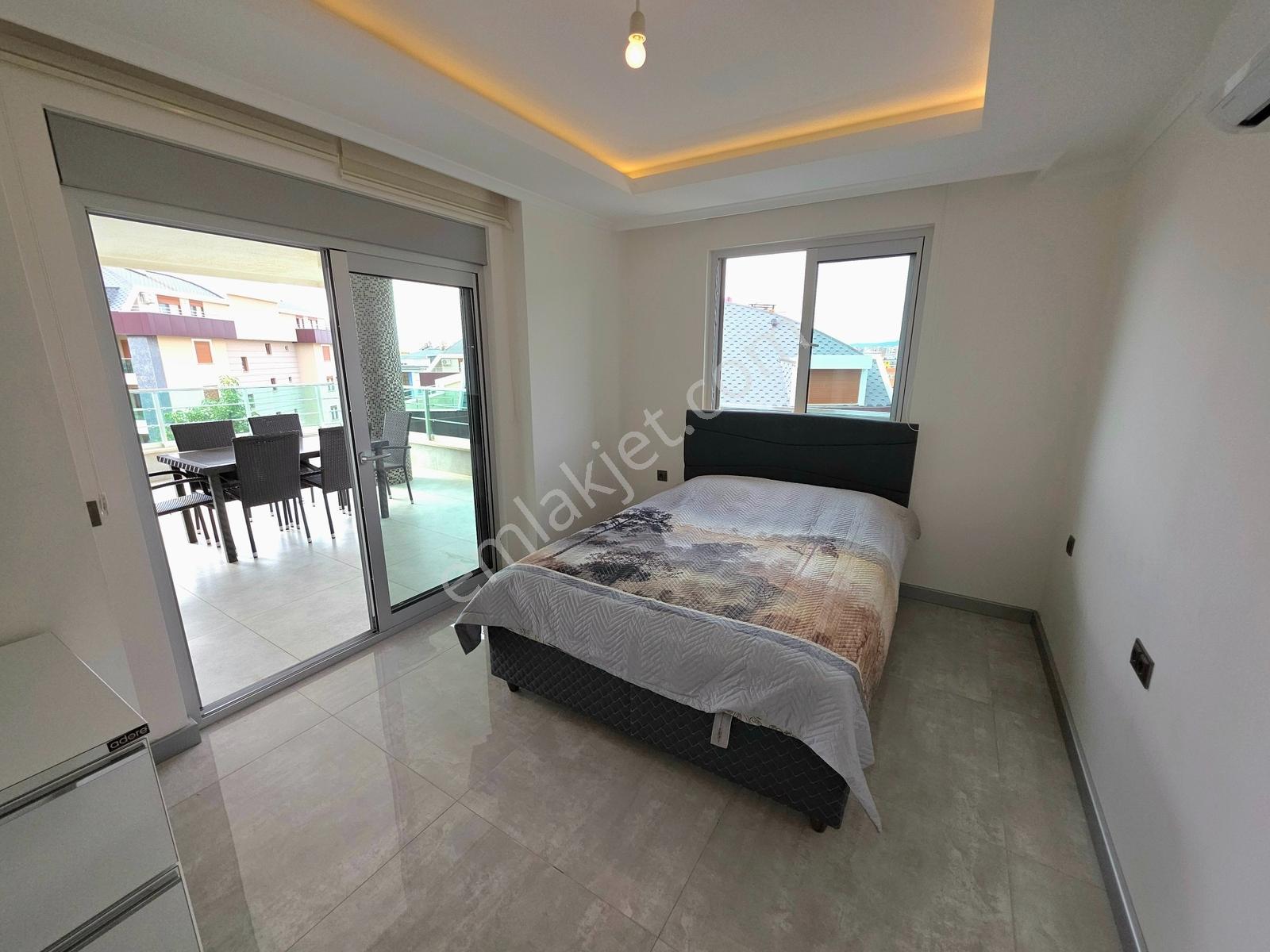 Alanya Oba'da Eşyalı, Geniş Balkonlu 3+1 Satılık Daire - Görsel 14