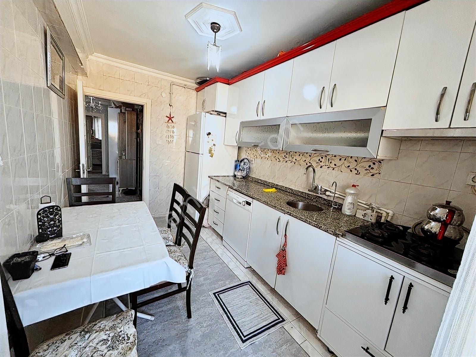 Bahçelievler Siyavuşpaşa'da 2+1 90 M2 Net Kullanımı Olan Satılık - Görsel 27