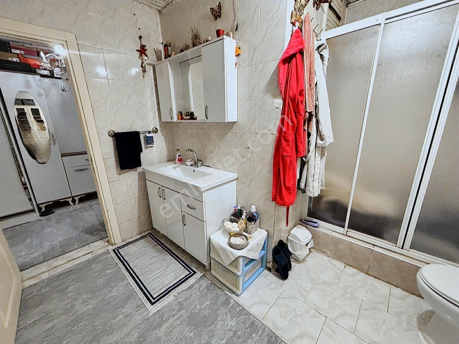 Bahçelievler Siyavuşpaşa'da 2+1 90 M2 Net Kullanımı Olan Satılık - Görsel 9