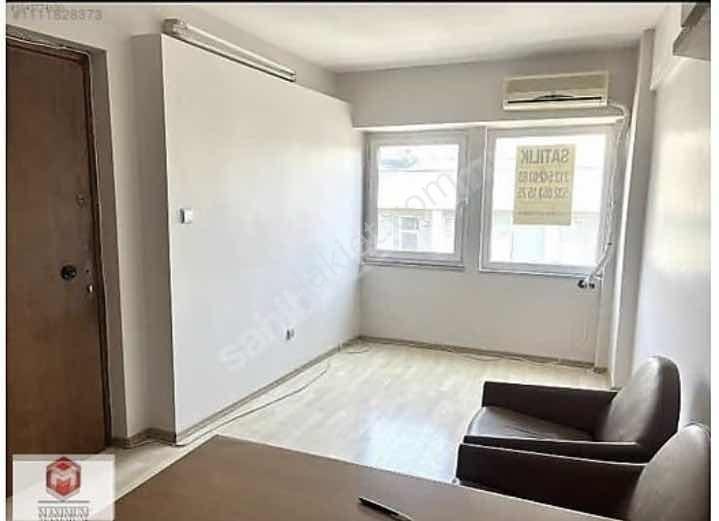 B.köy/cevizlik'te İstanbul Cad. Üzeri Asansörlü İş Hanında Ofis - Görsel 27