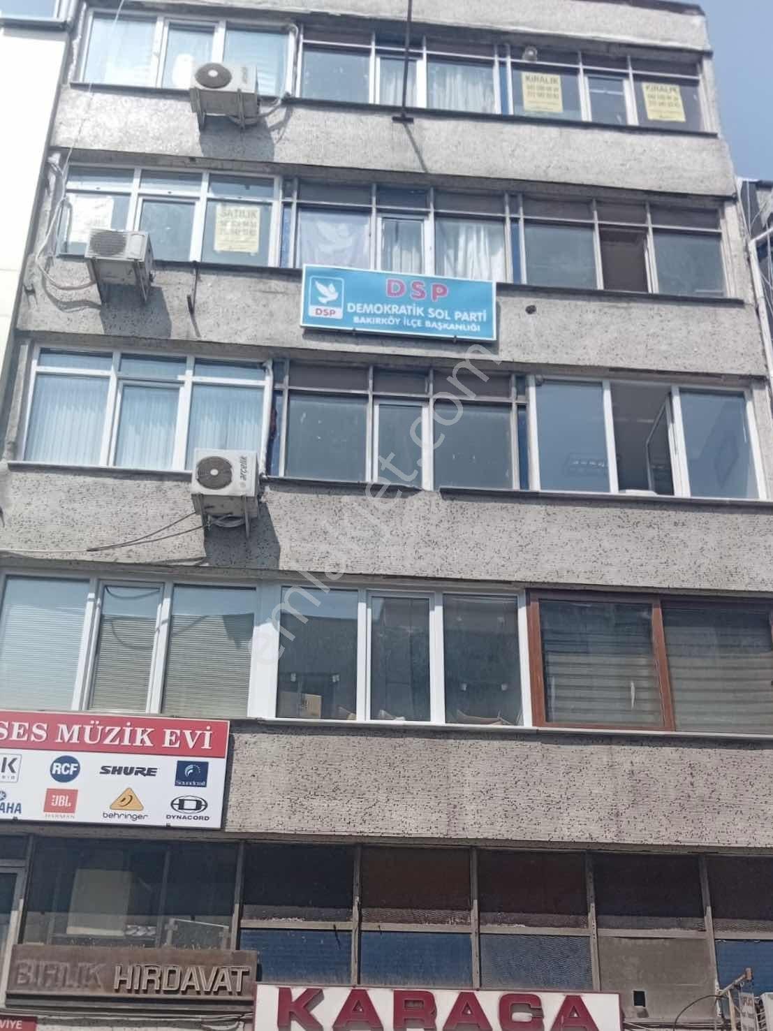 B.köy/cevizlikte Mobilyalı Full Tadilatlı Ön Cephe 15 M2 Ofis - Görsel 13