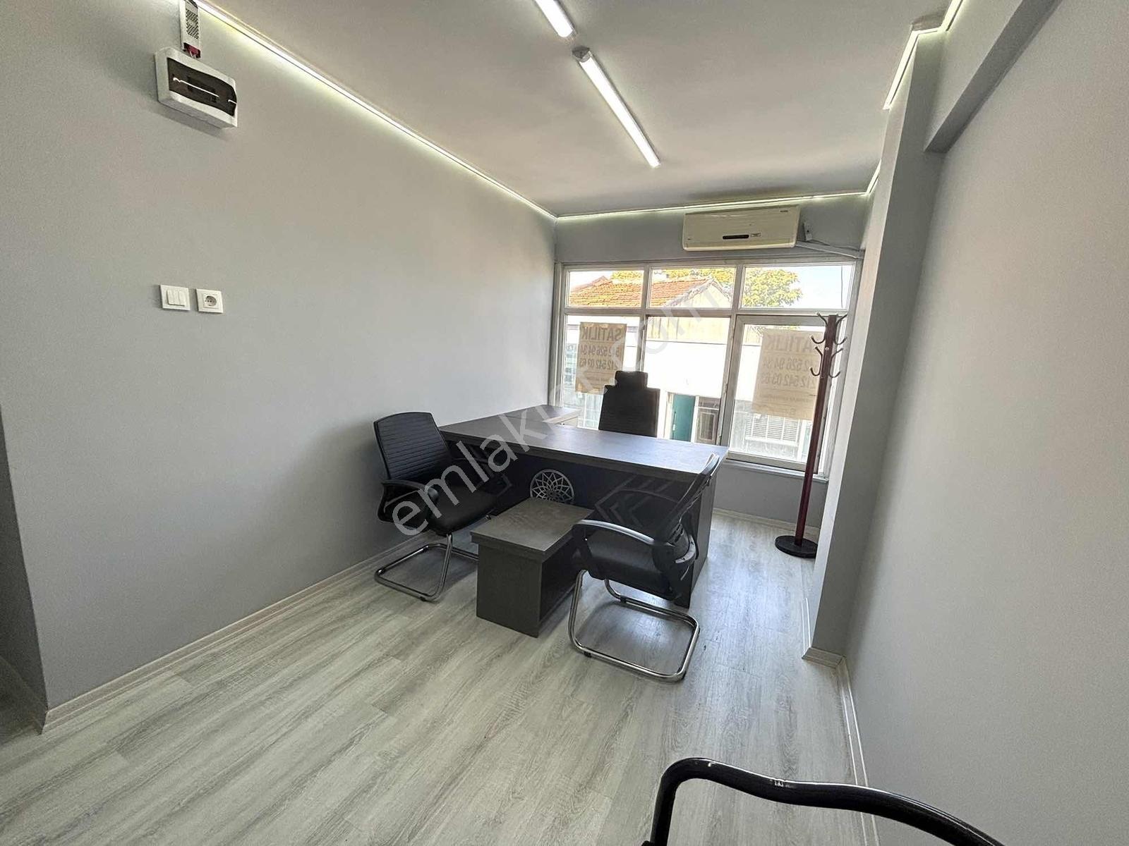 B.köy/cevizlikte Mobilyalı Full Tadilatlı Ön Cephe 15 M2 Ofis - Görsel 9