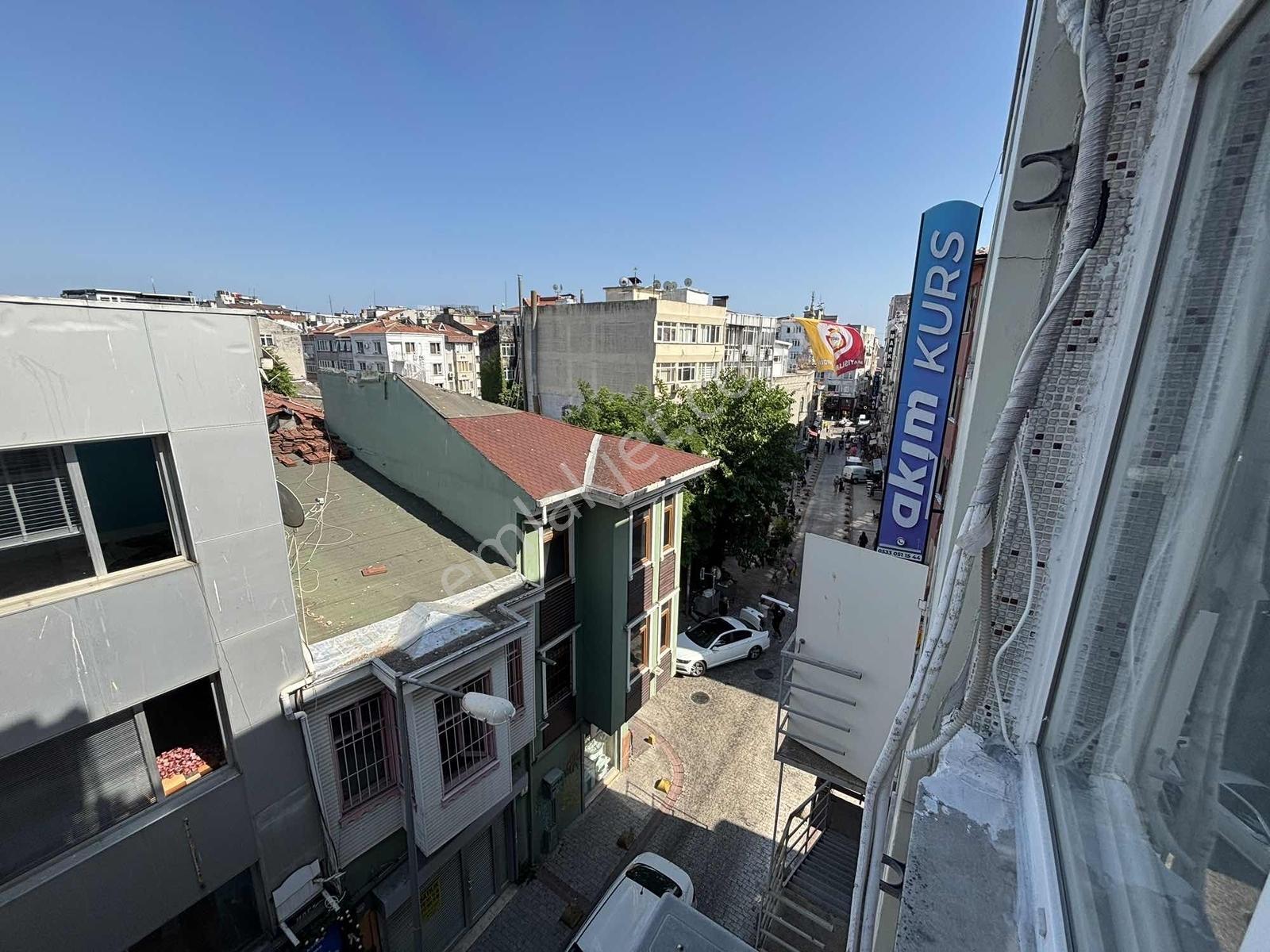 B.köy/cevizlikte Mobilyalı Full Tadilatlı Ön Cephe 15 M2 Ofis - Görsel 24