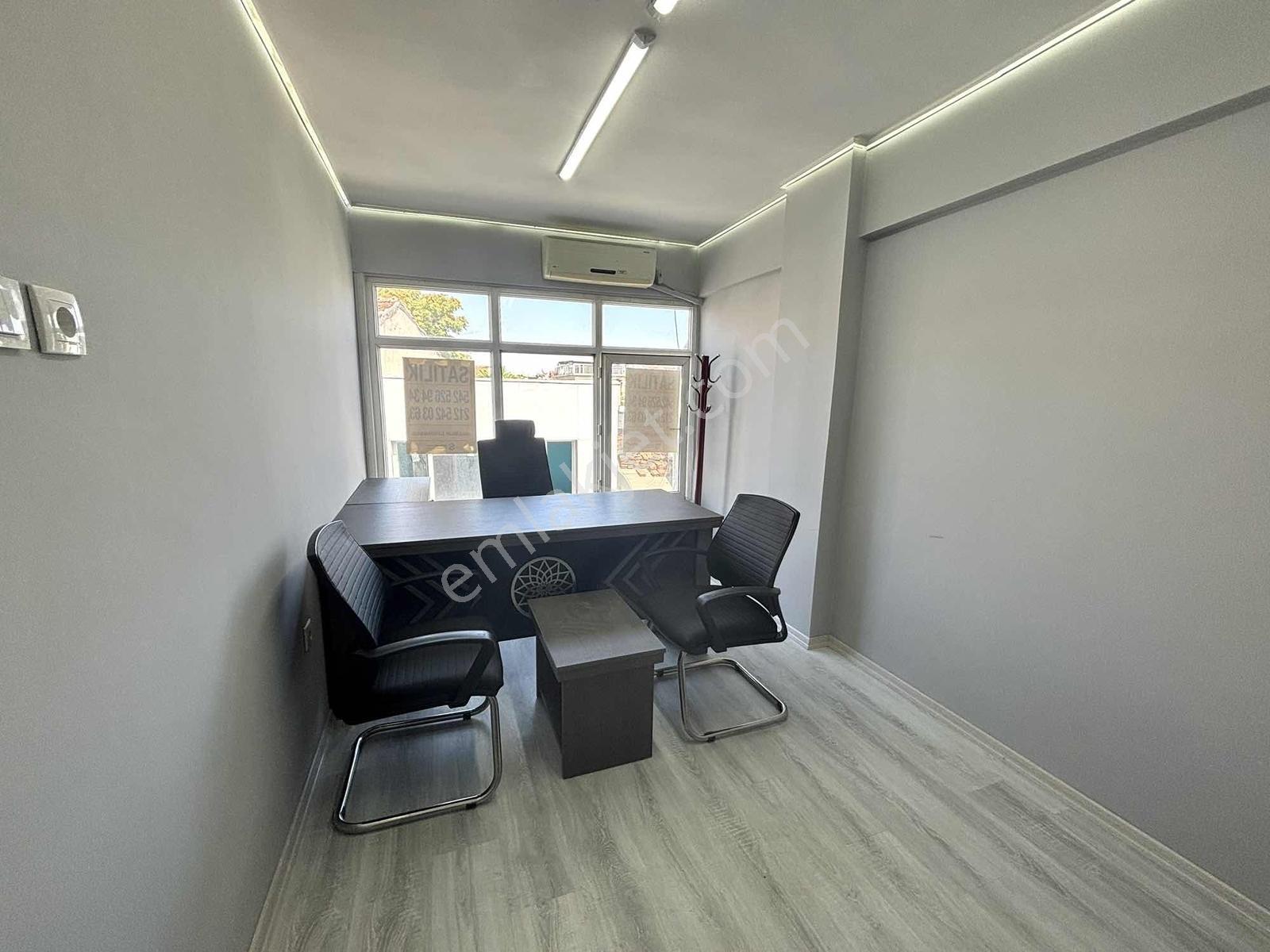 B.köy/cevizlikte Mobilyalı Full Tadilatlı Ön Cephe 15 M2 Ofis - Görsel 14