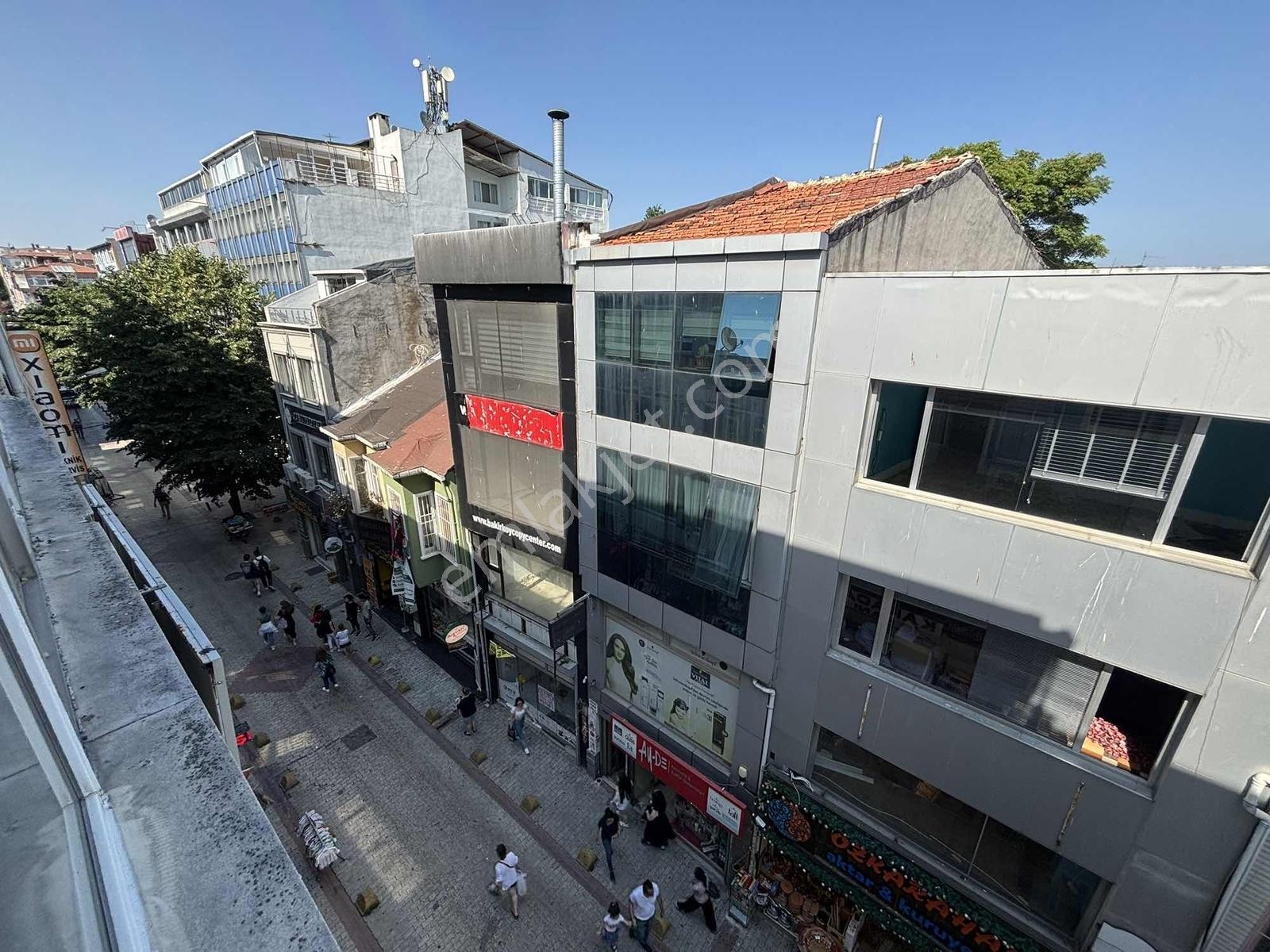 B.köy/cevizlikte Mobilyalı Full Tadilatlı Ön Cephe 15 M2 Ofis - Görsel 26