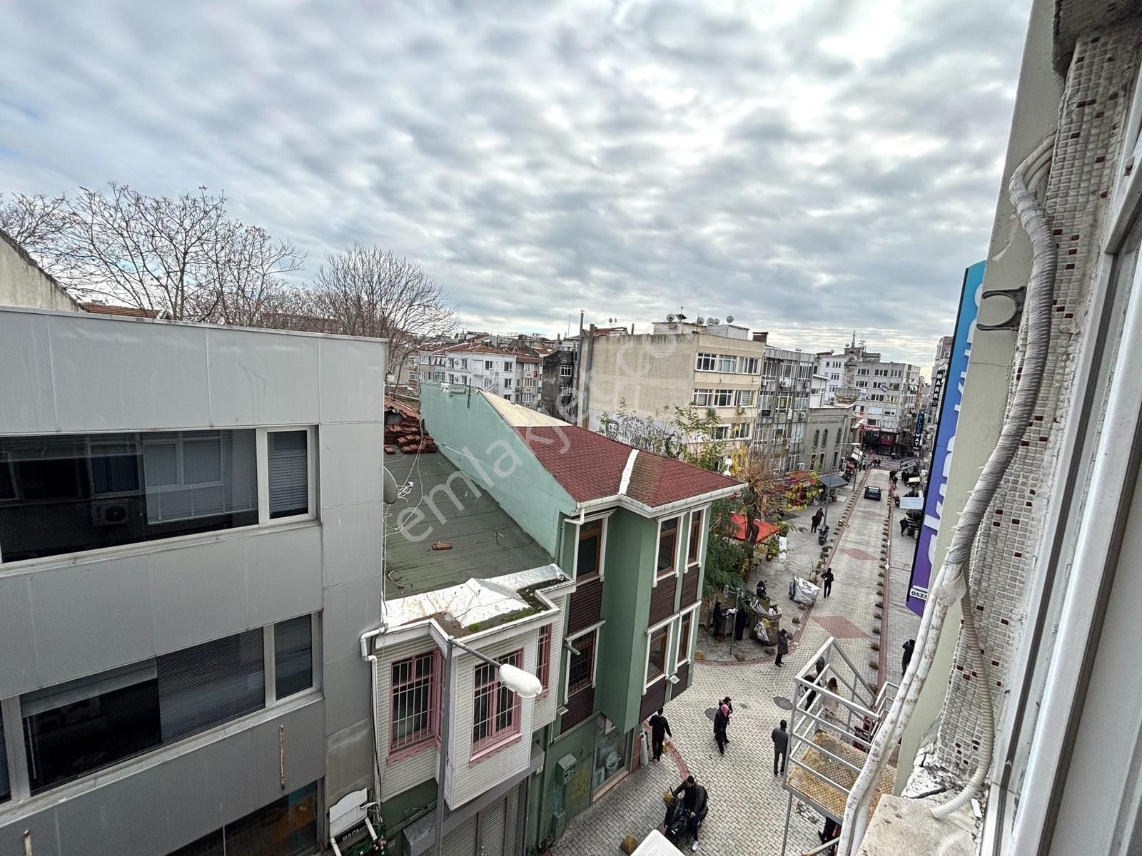 B.köy/cevizlikte Mobilyalı Full Tadilatlı Ön Cephe 15 M2 Ofis - Görsel 25