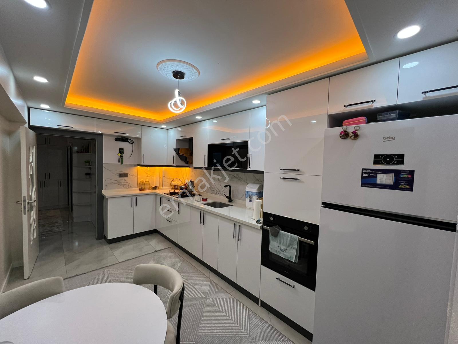 Pınarbaşı Mah'de Çift Girişli 5+1 Teraslı Full+full Yapılı Daire - Görsel 3